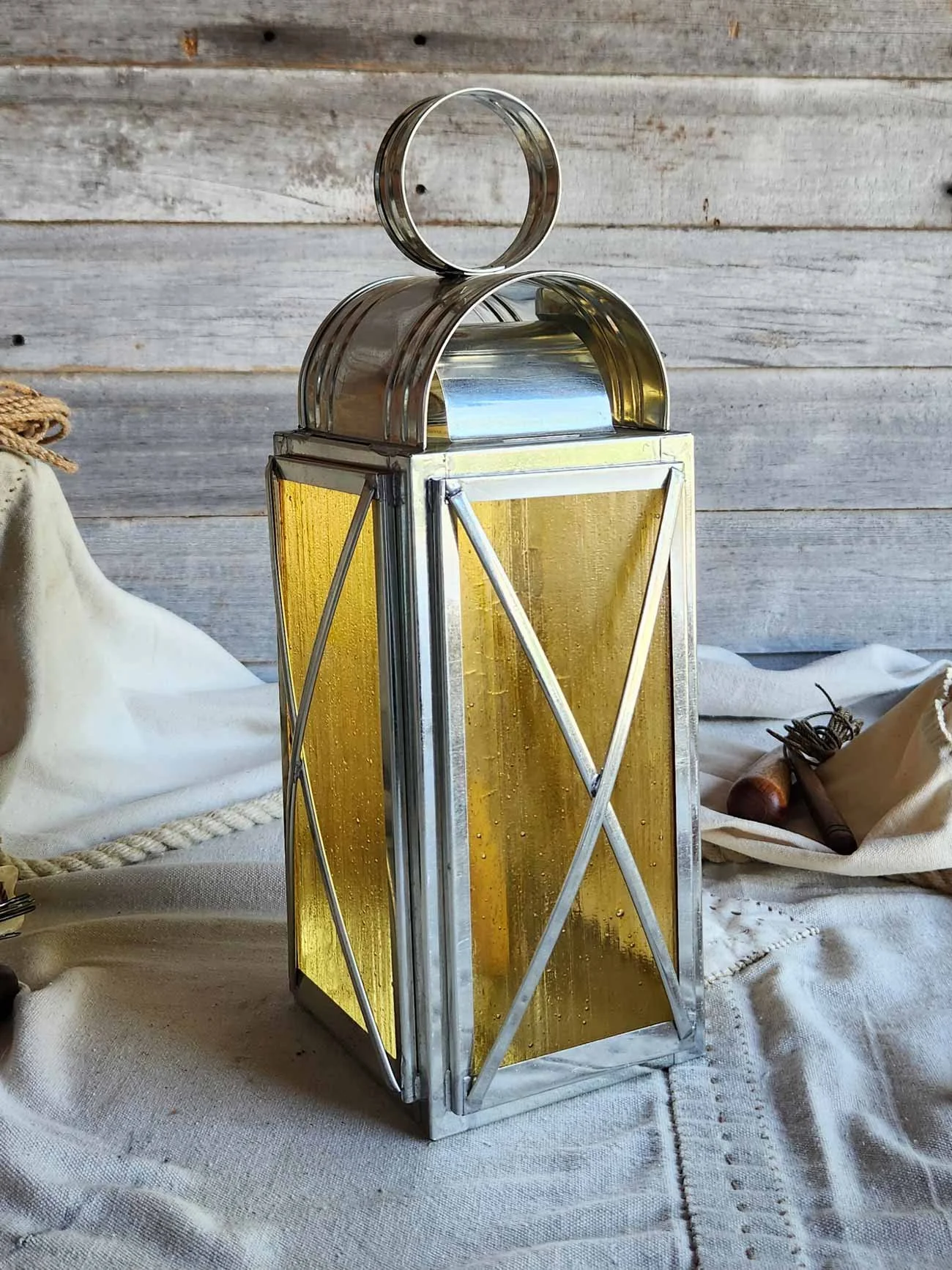 Shiny-Civil-War-Lantern-52612-web-4.jpg