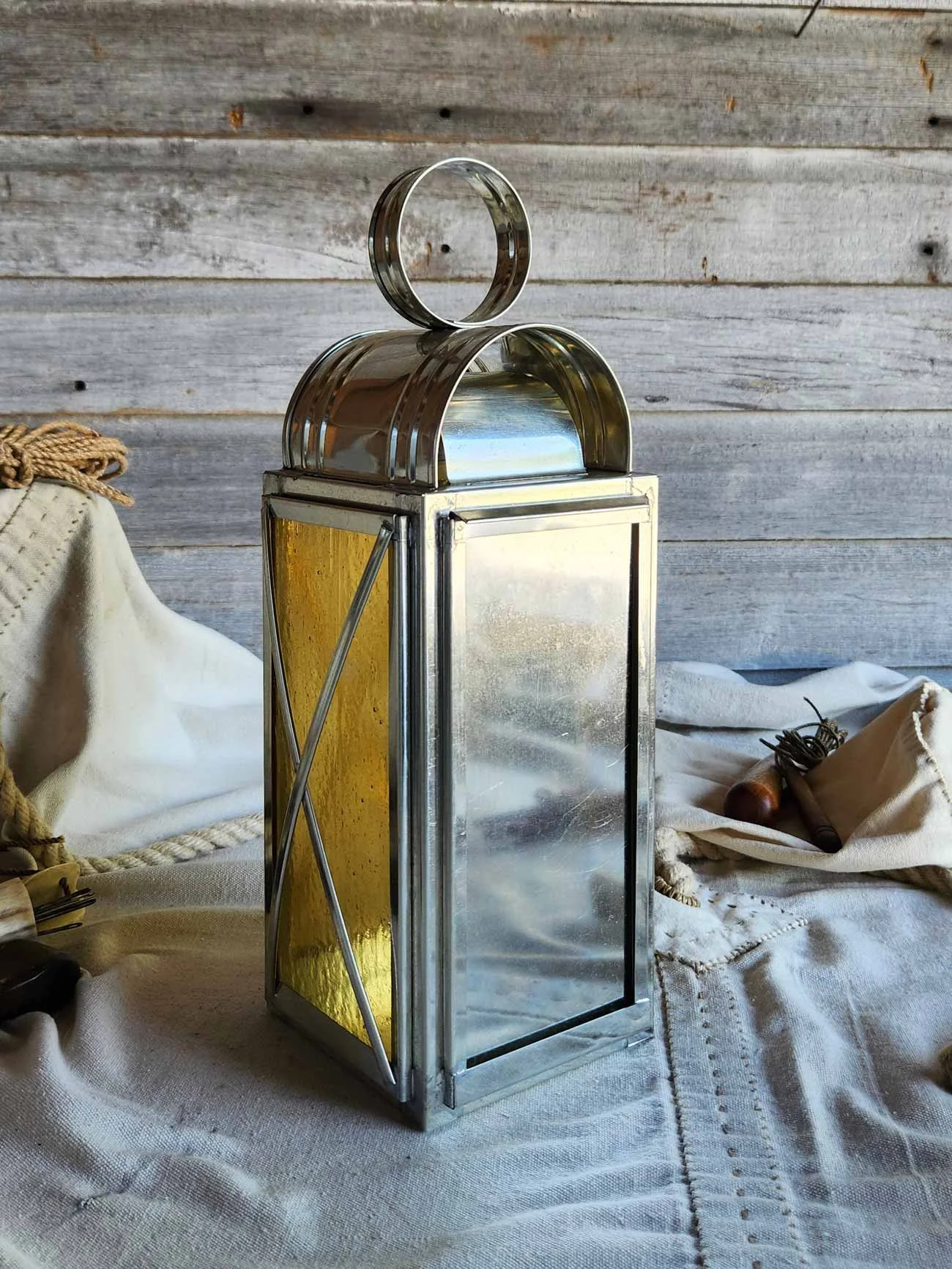 Shiny-Civil-War-Lantern-52612-web-2.jpg