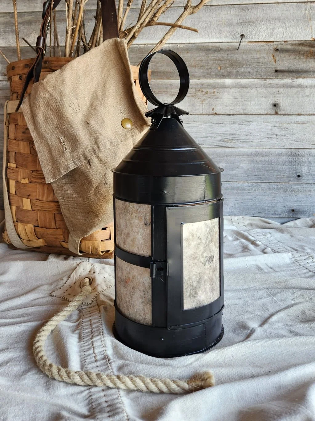 Black Naval Lantern 42620-1.jpg