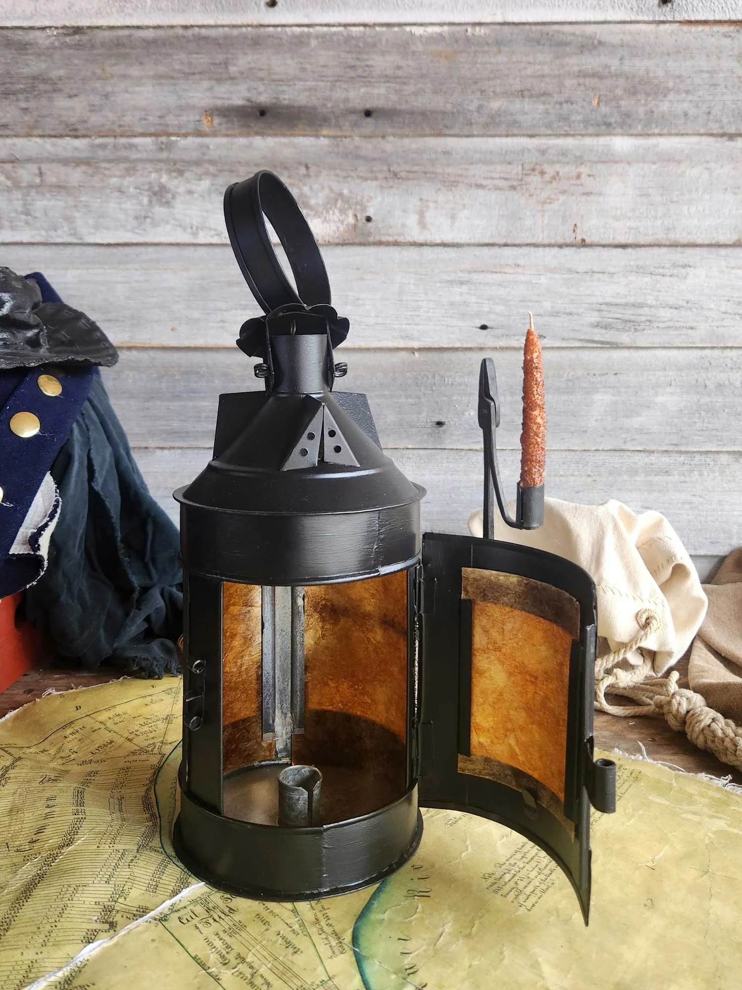 Ava's-Black-Round-Lantern-#1.jpg