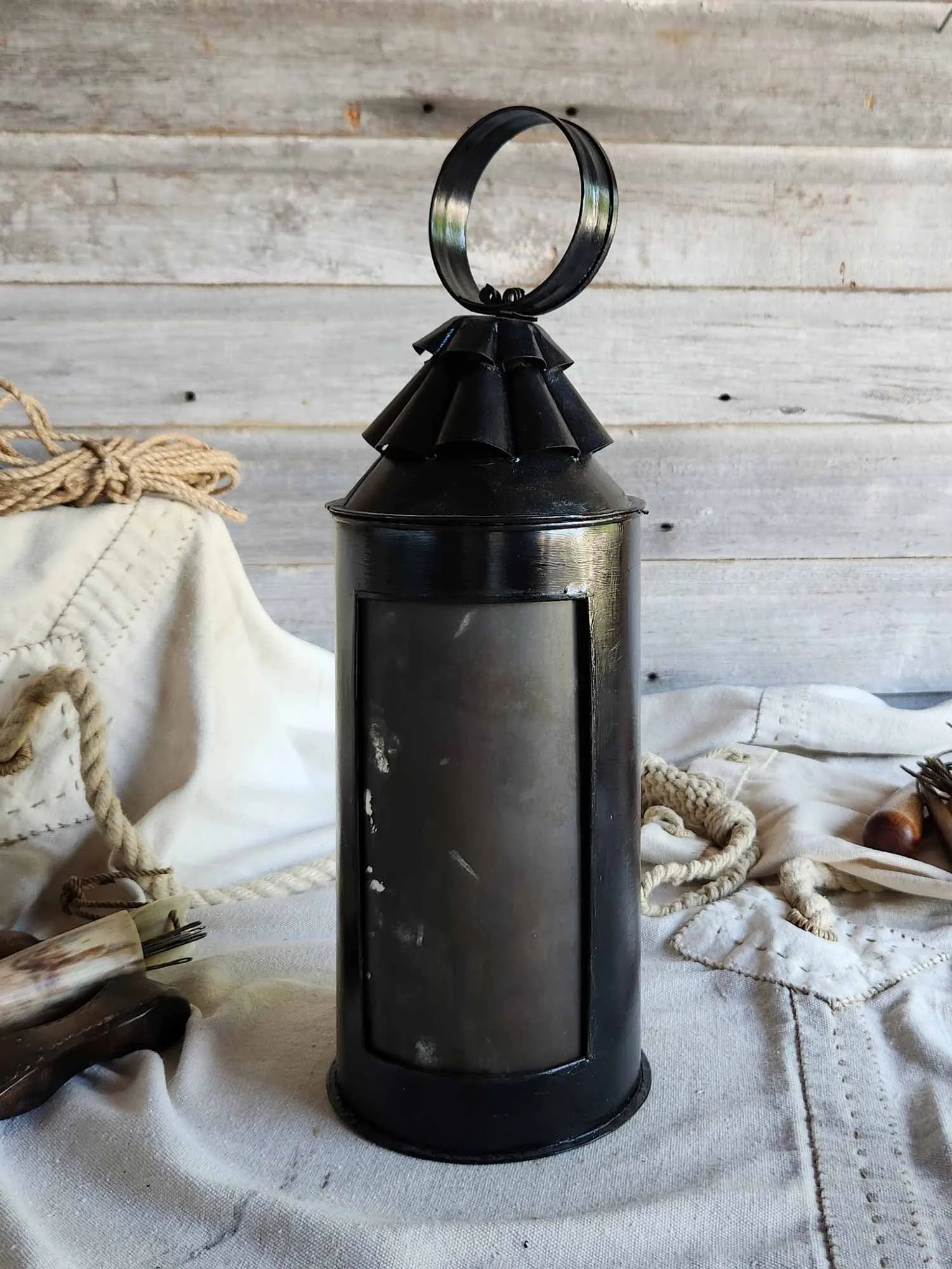 Civil-War-Dark-Lantern-black-52605-web-7.jpg
