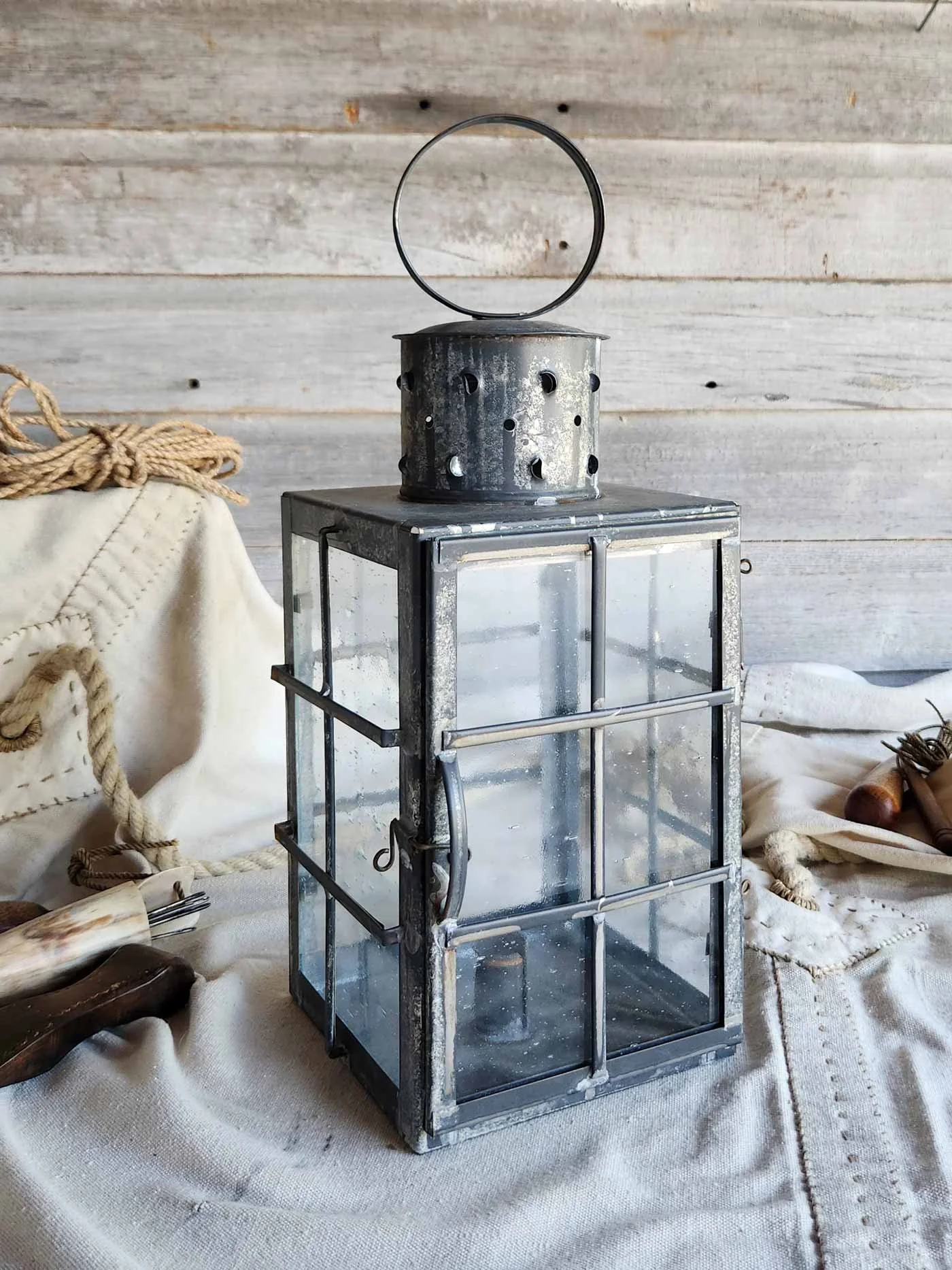 Square-Ship-Lantern-52611-web-2.jpg