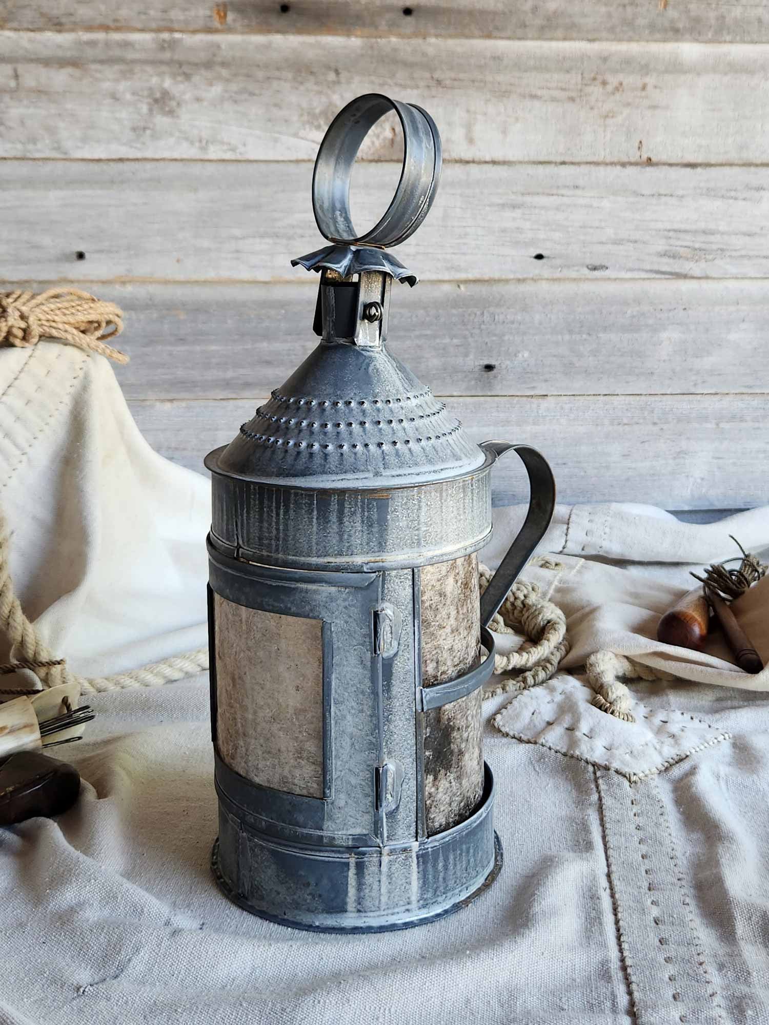 Antiqued-Rubens-Lantern-5-web--52631.jpg