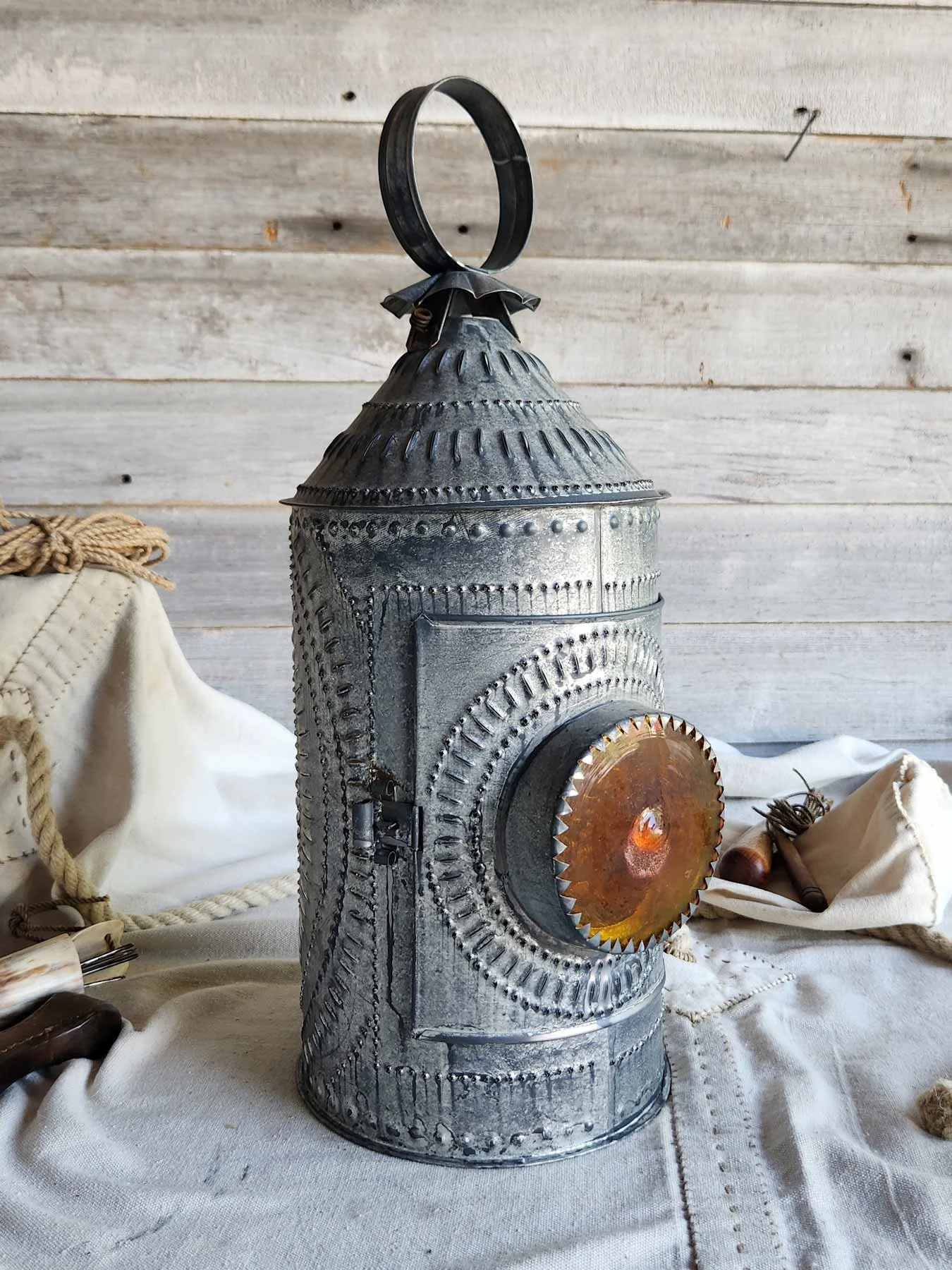 Antiqued-Bulls-eye-lantern-52604-web-1.jpg