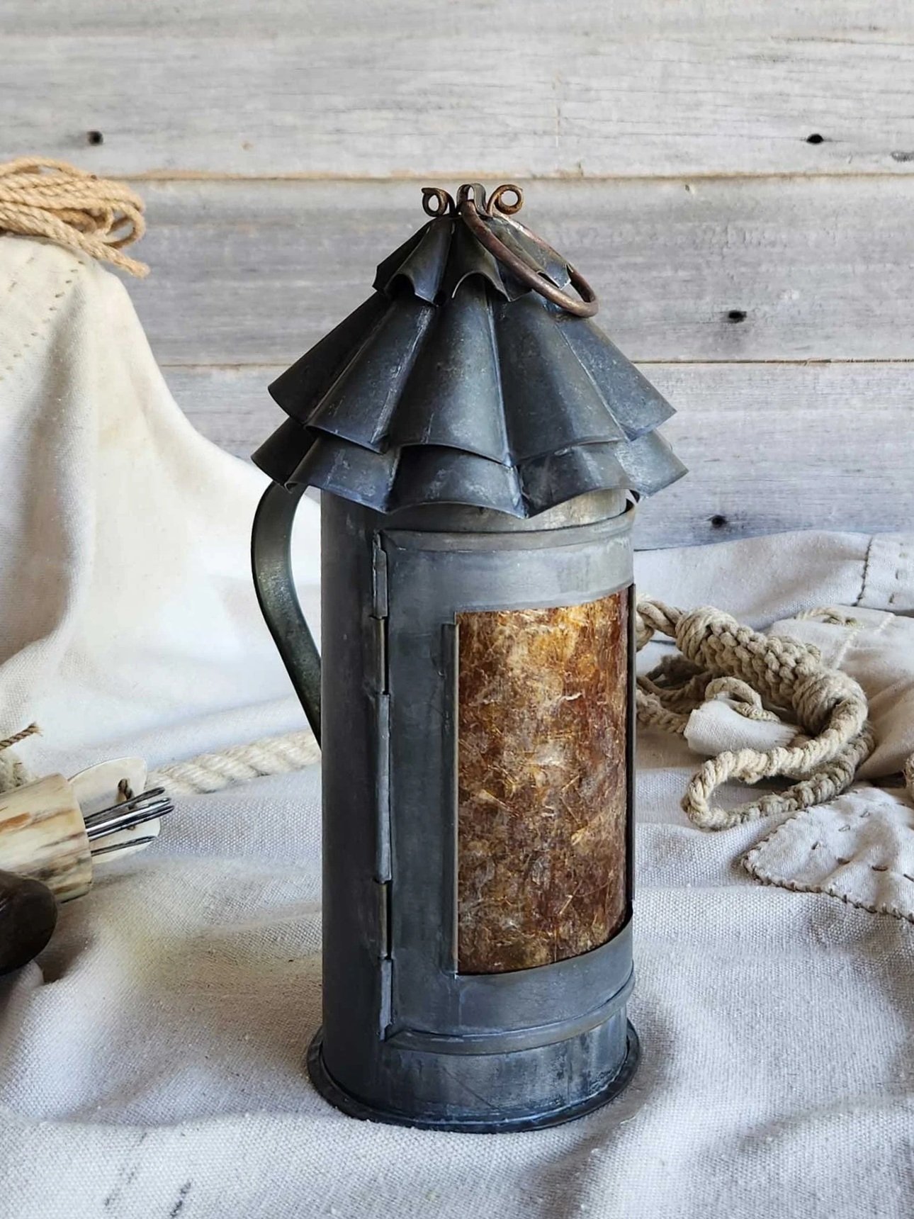 Antiqued-Sophia%27s-night-light-52624-3.jpg