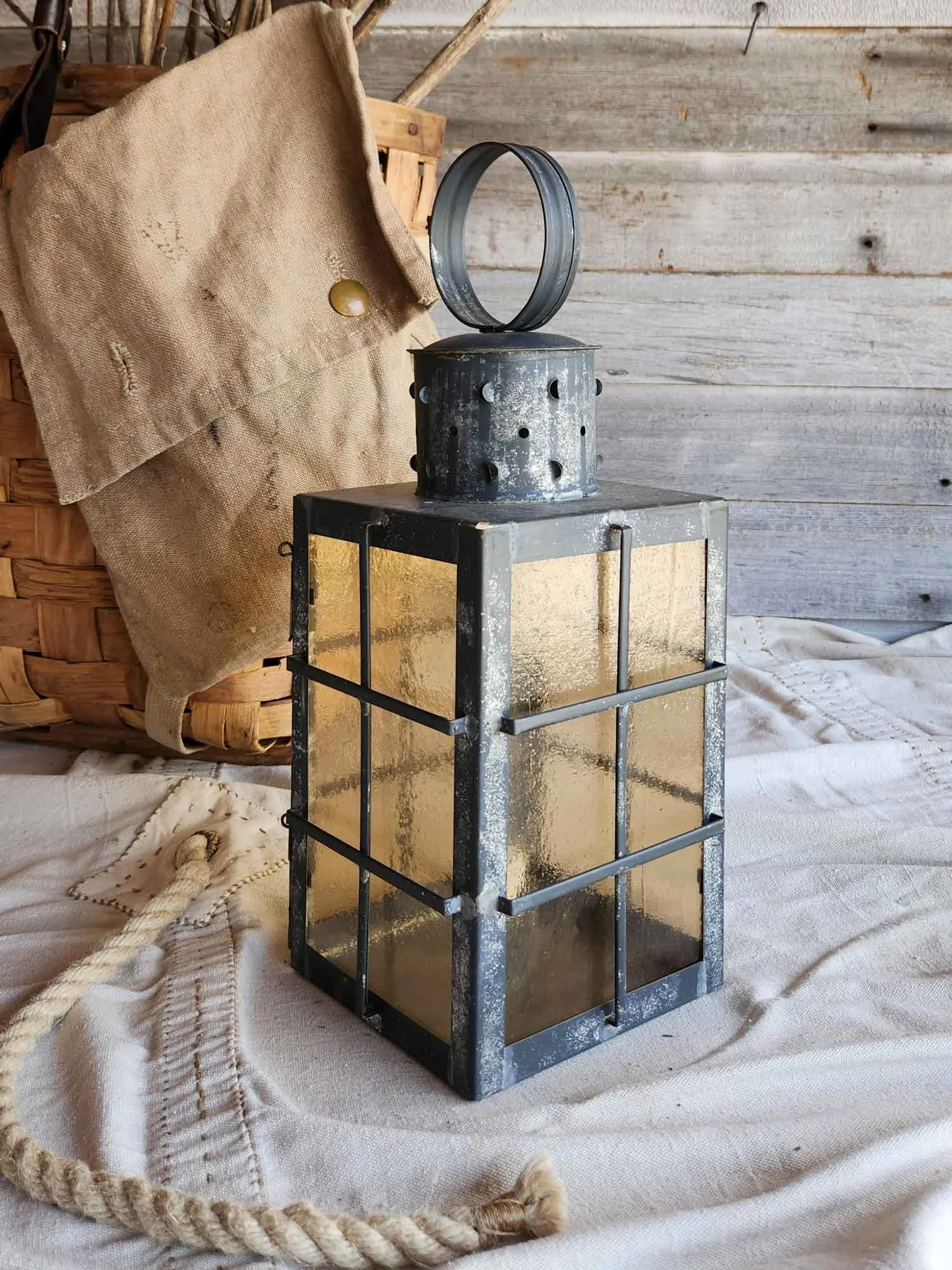 Square-Ship-Lantern-42628-3-web.jpg