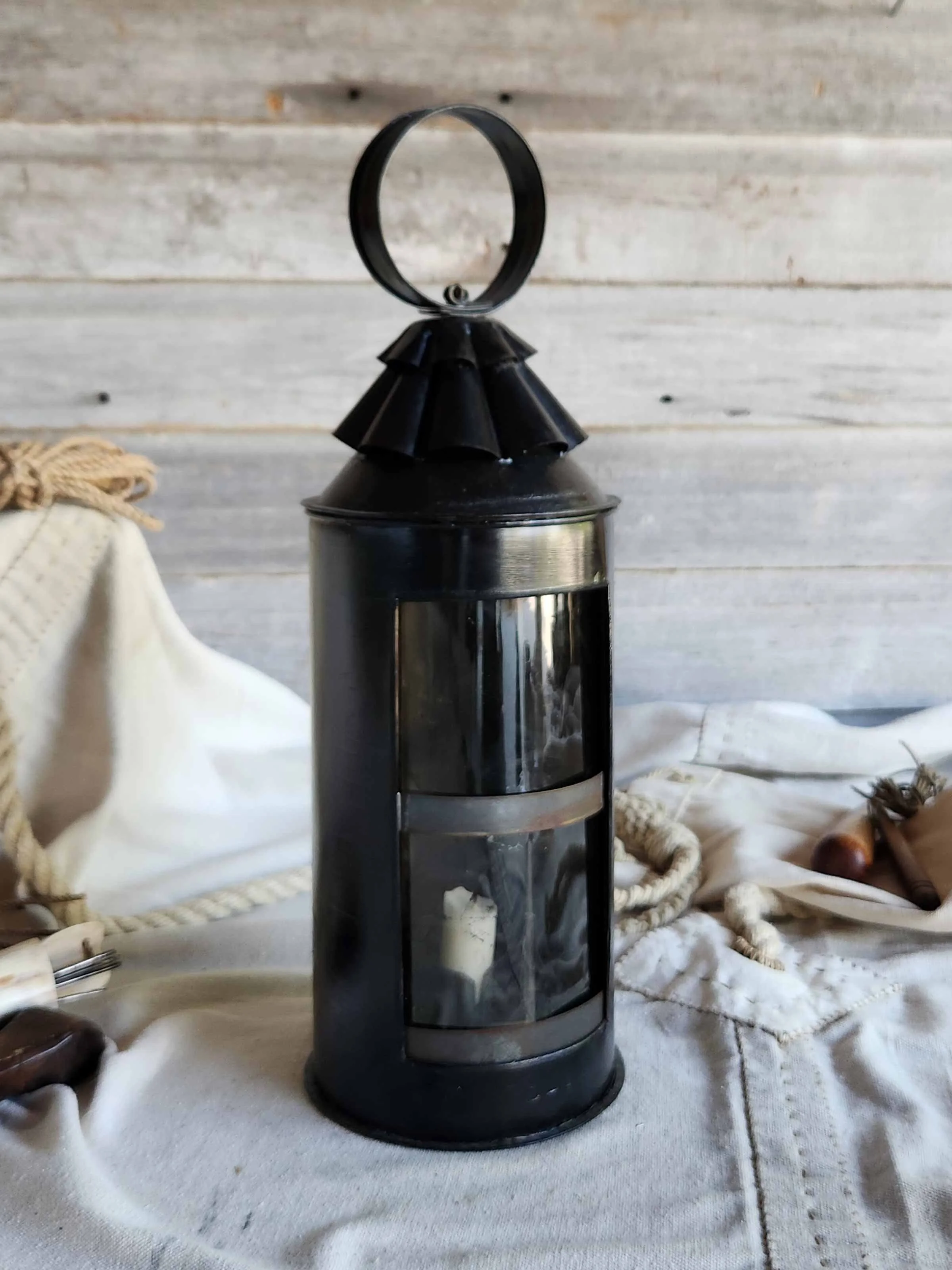 Civil-War-Dark-Lantern-black-52605-web-1.jpg