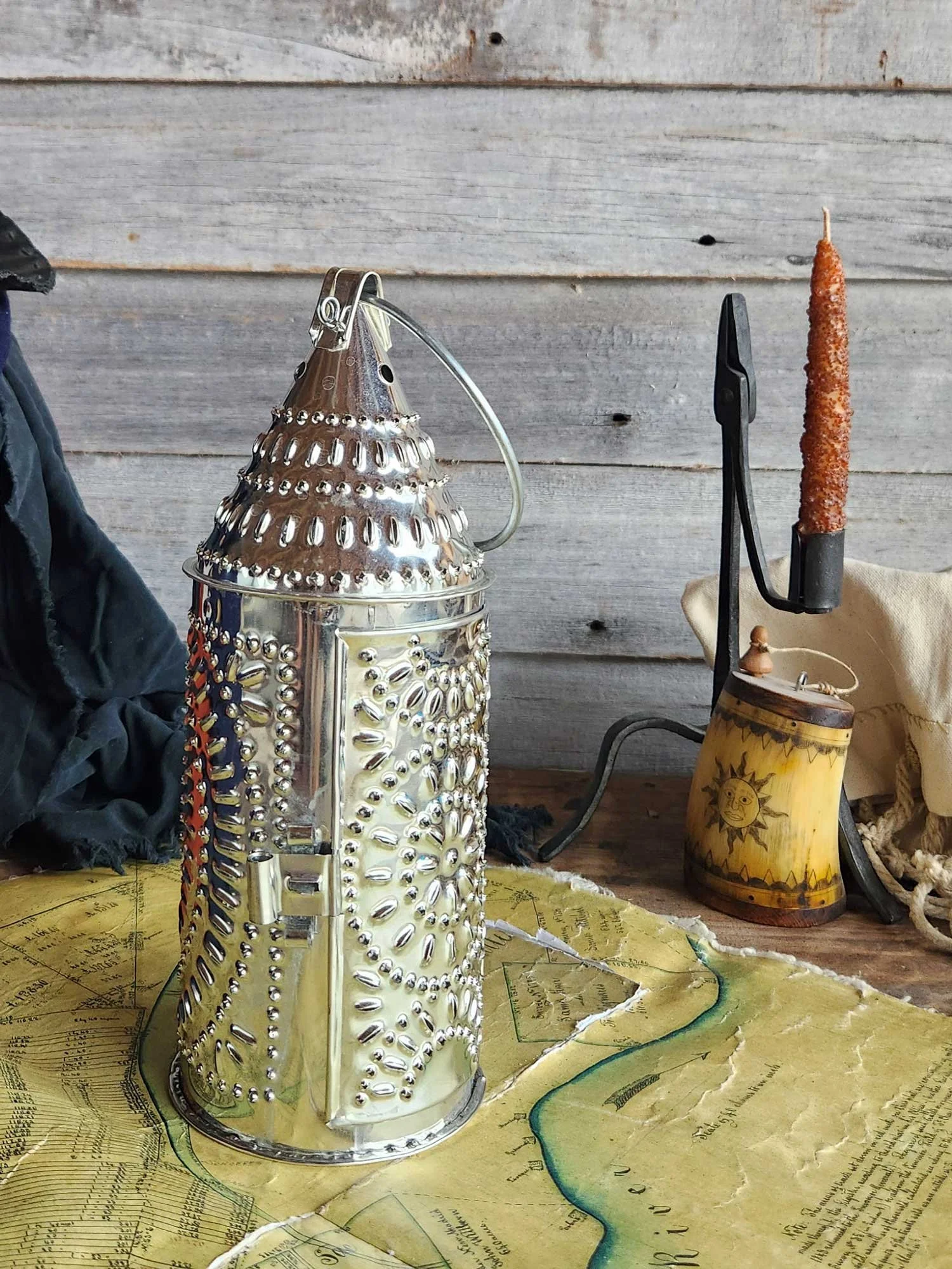 small-pierced-tin-17th-century-style-lantern-#3.jpg