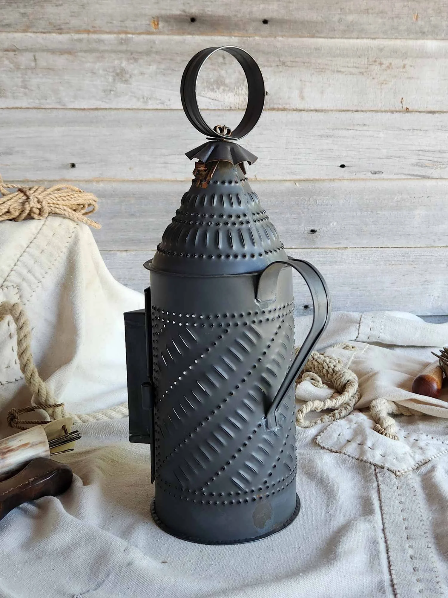 Antiqued-watch-lantern-4-web-52608.jpg