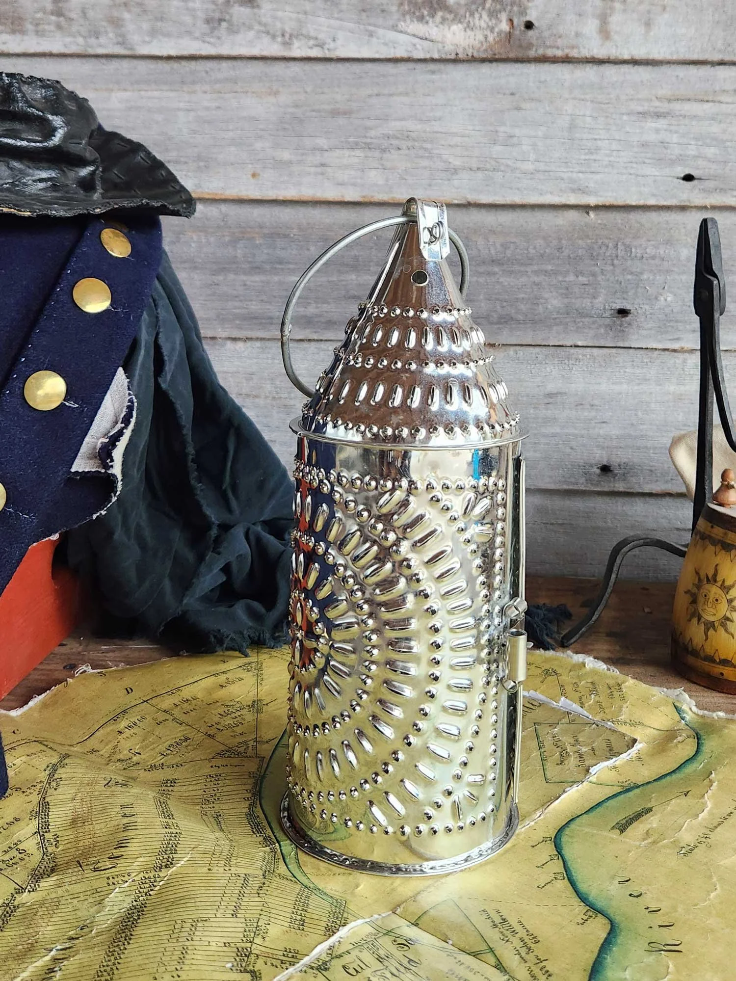 small-pierced-tin-17th-century-style-lantern-#2.jpg