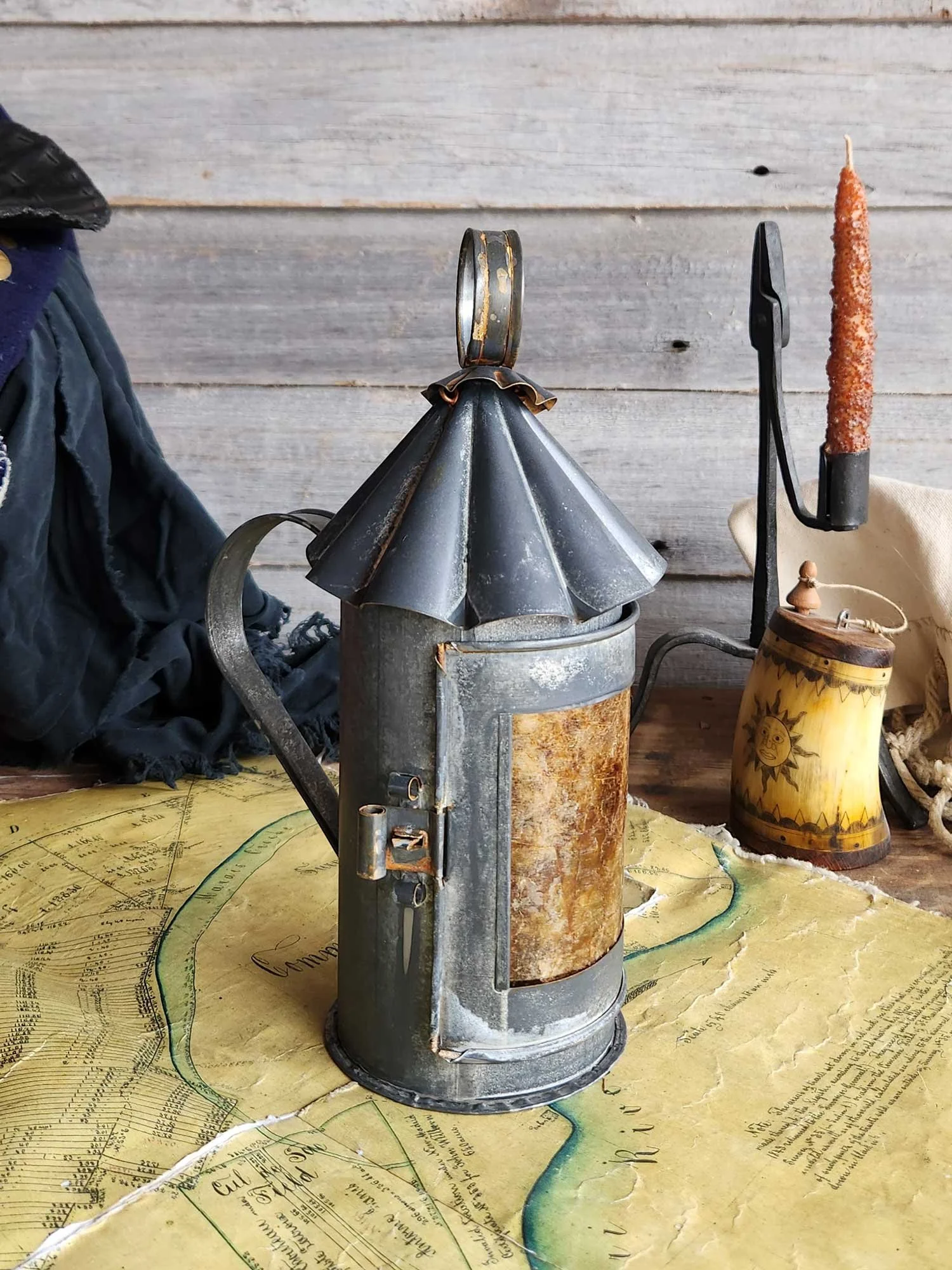 Antiqued-tin-honest-lantern-#1.jpg