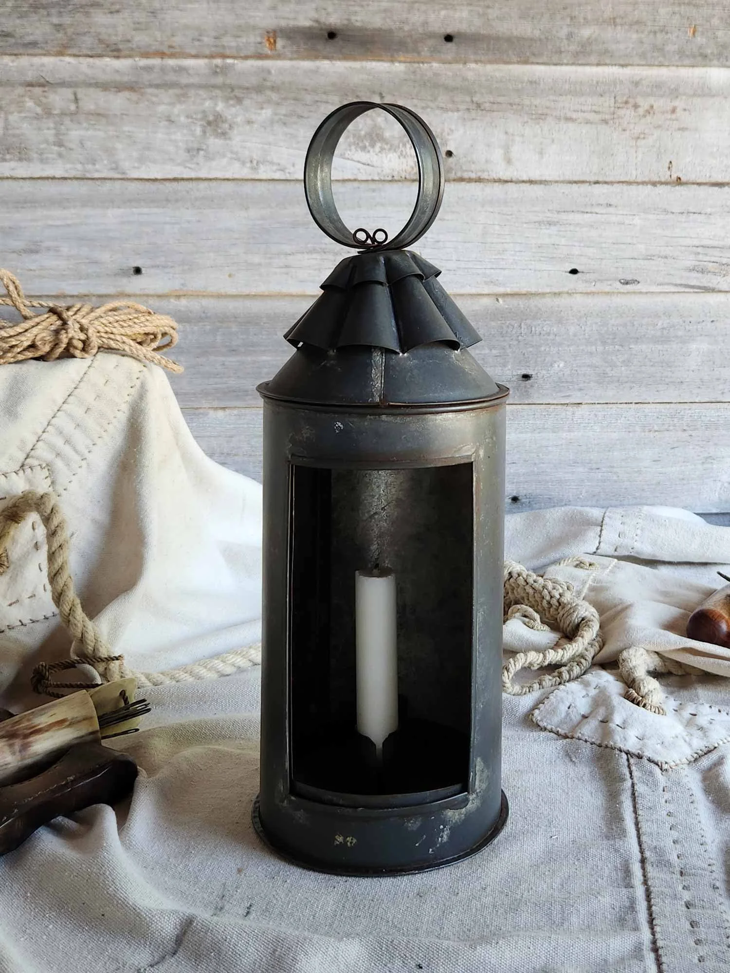 Antiqued-Civil-War-Dark-Lantern-52606-web-5.jpg