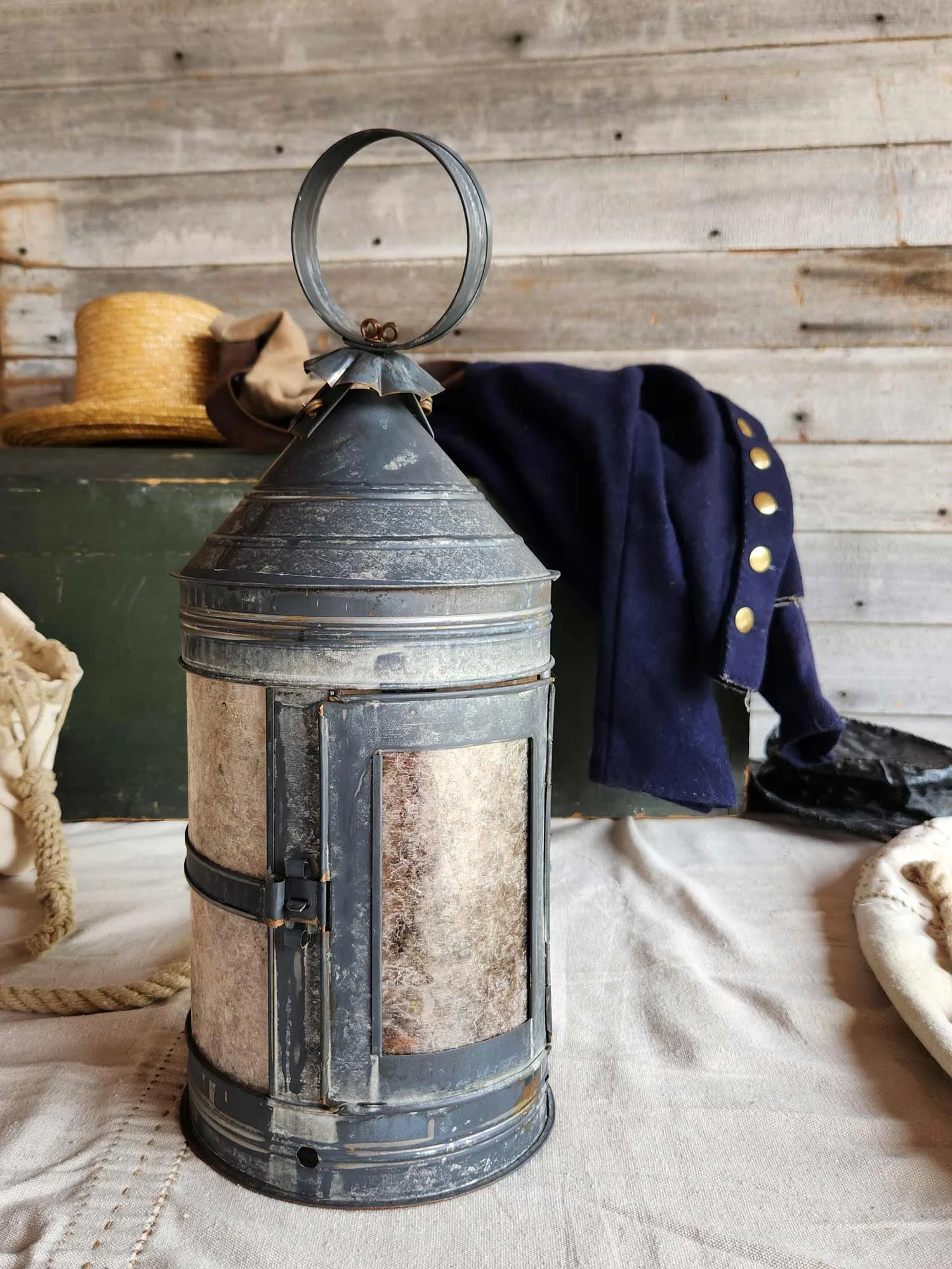 Naval-Lantern-2567-1.jpg