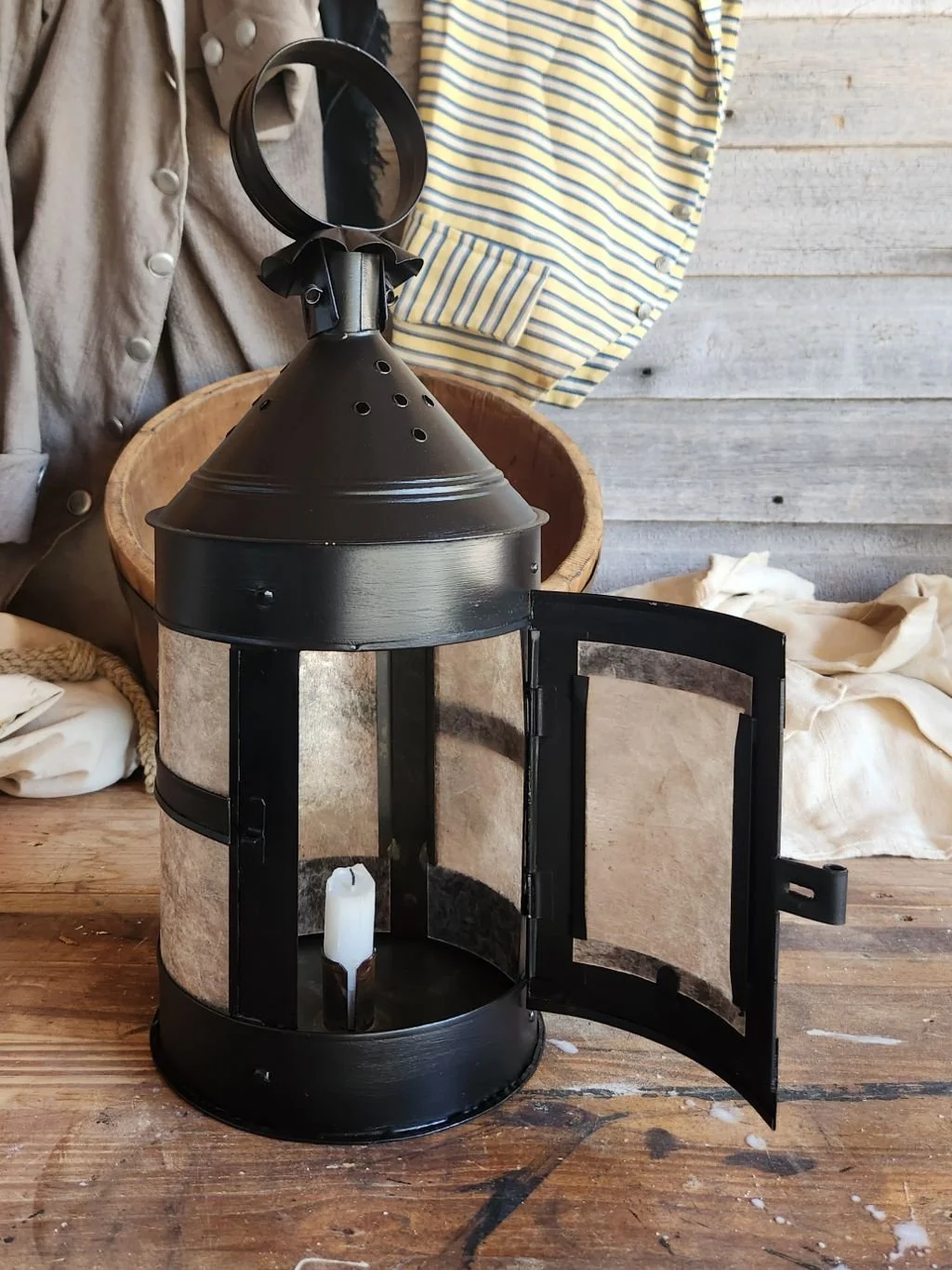 Kate's Round ship lantern 6.jpg