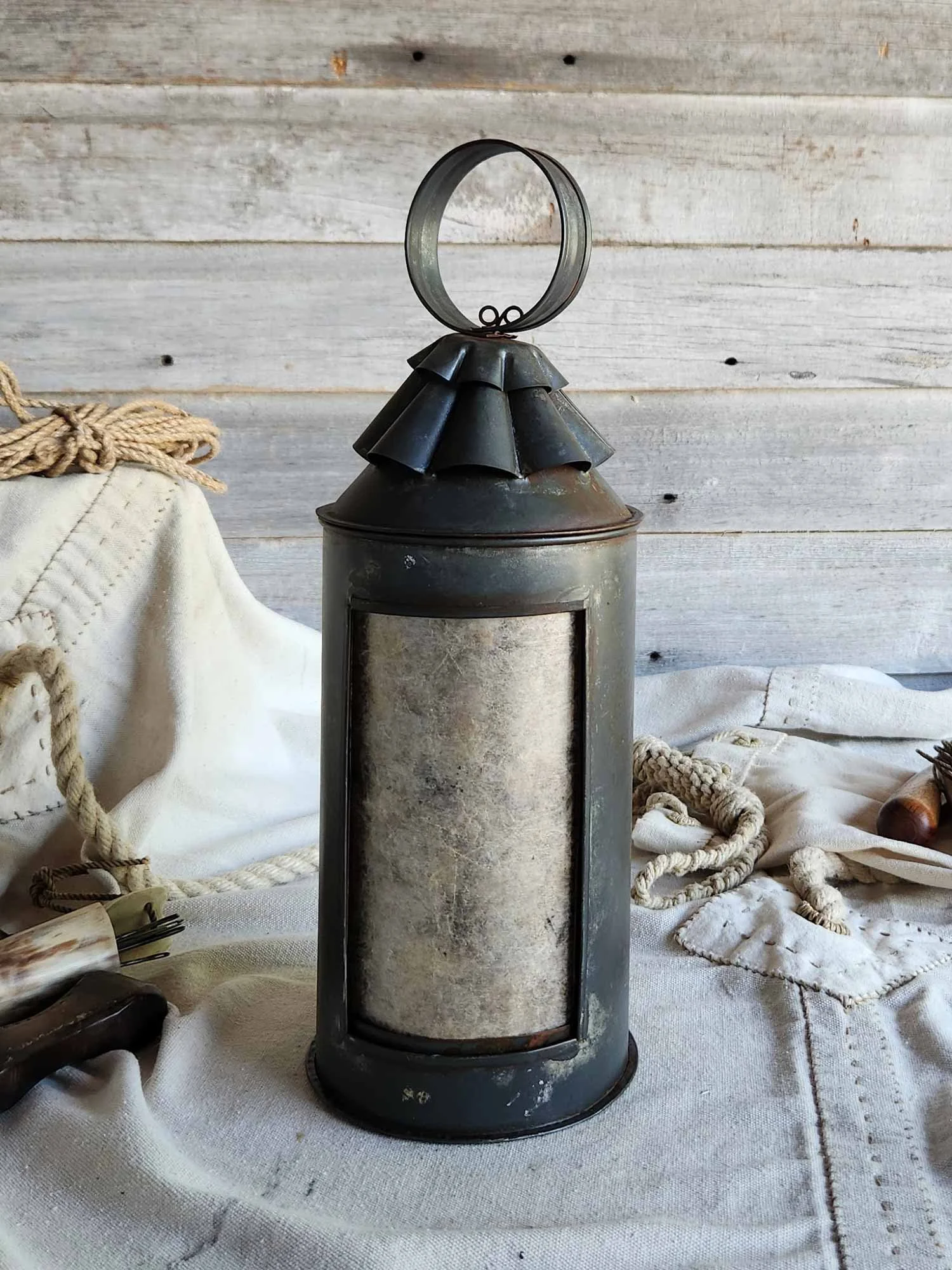 Antiqued-Civil-War-Dark-Lantern-52606-web-2.jpg