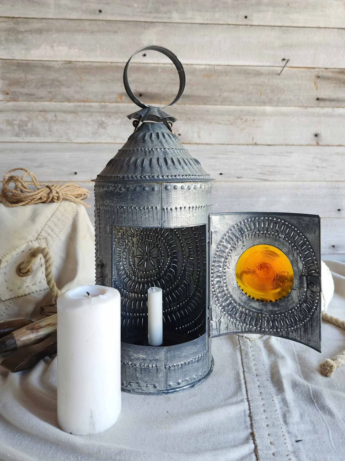 Antiqued-Bulls-eye-lantern-52604-web-6.jpg