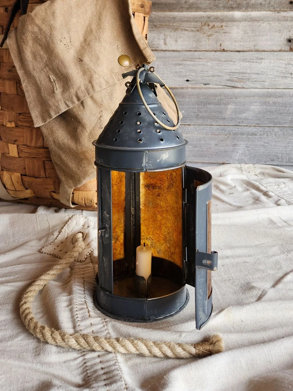 Antiqued Monks Lantern 42617-1.jpg