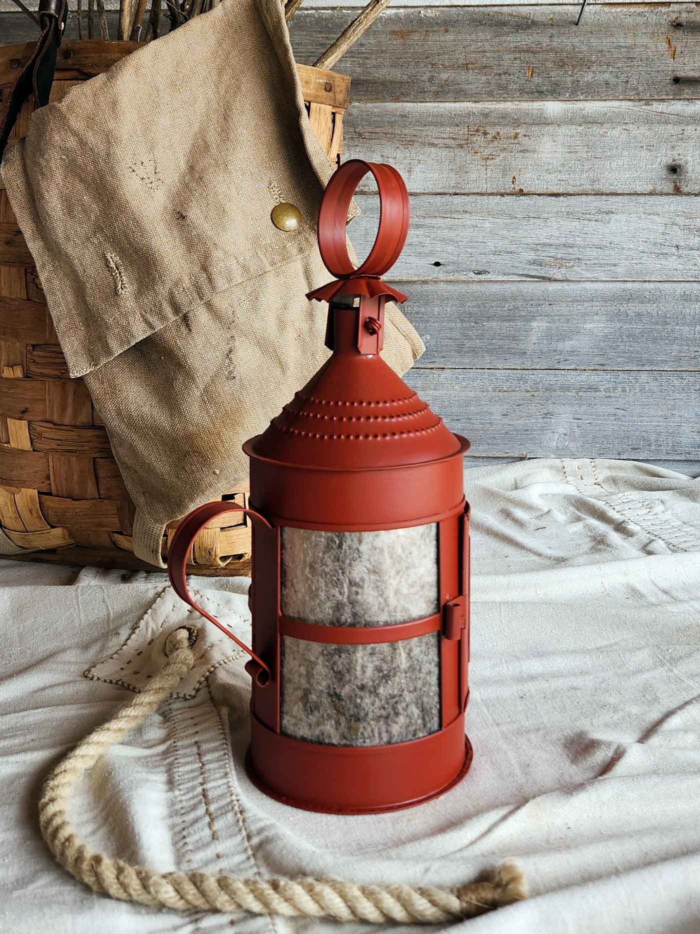 Red-Rubens-Lantern-42626-4-web.jpg