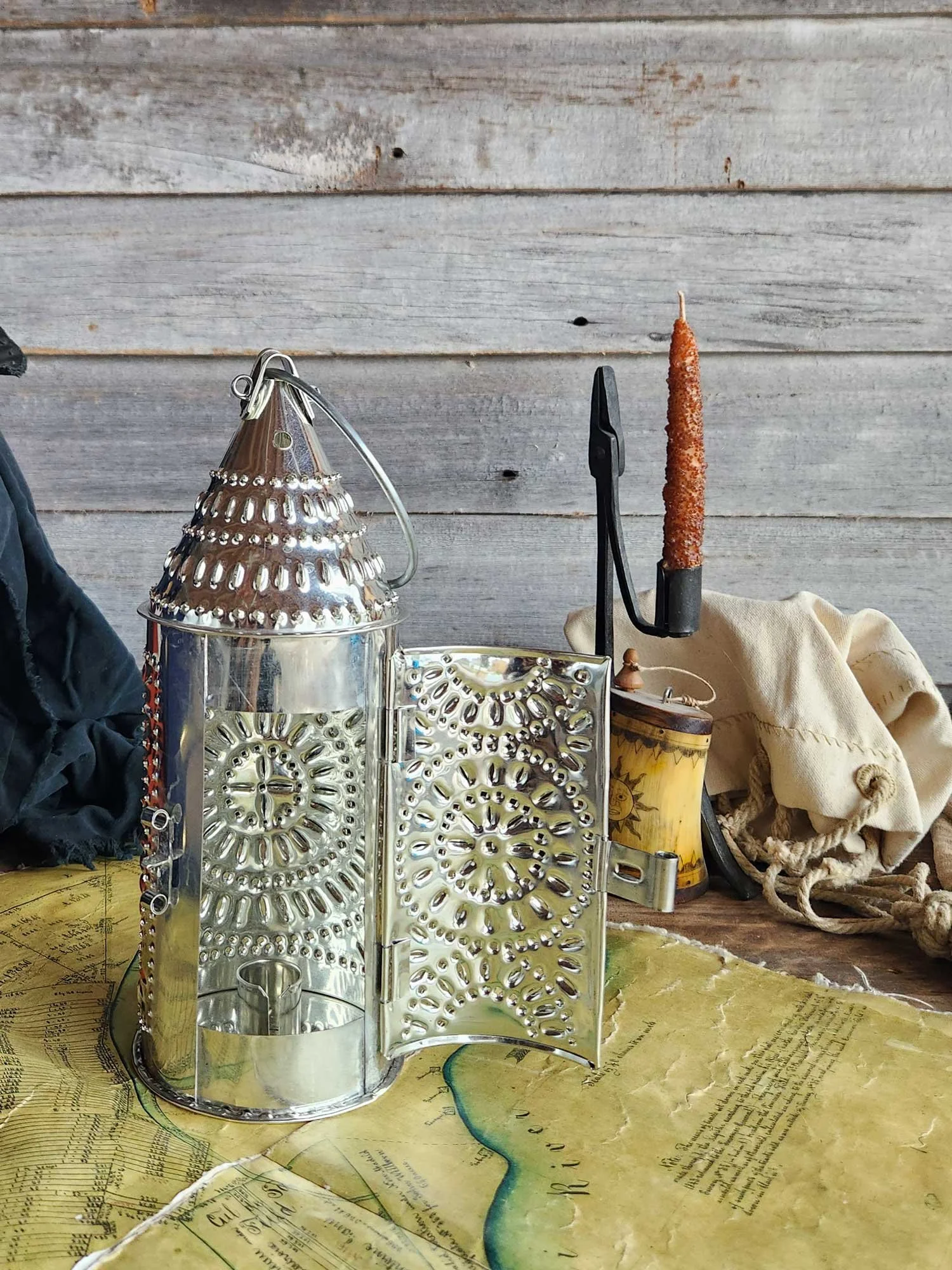 small-pierced-tin-17th-century-style-lantern-#1.jpg