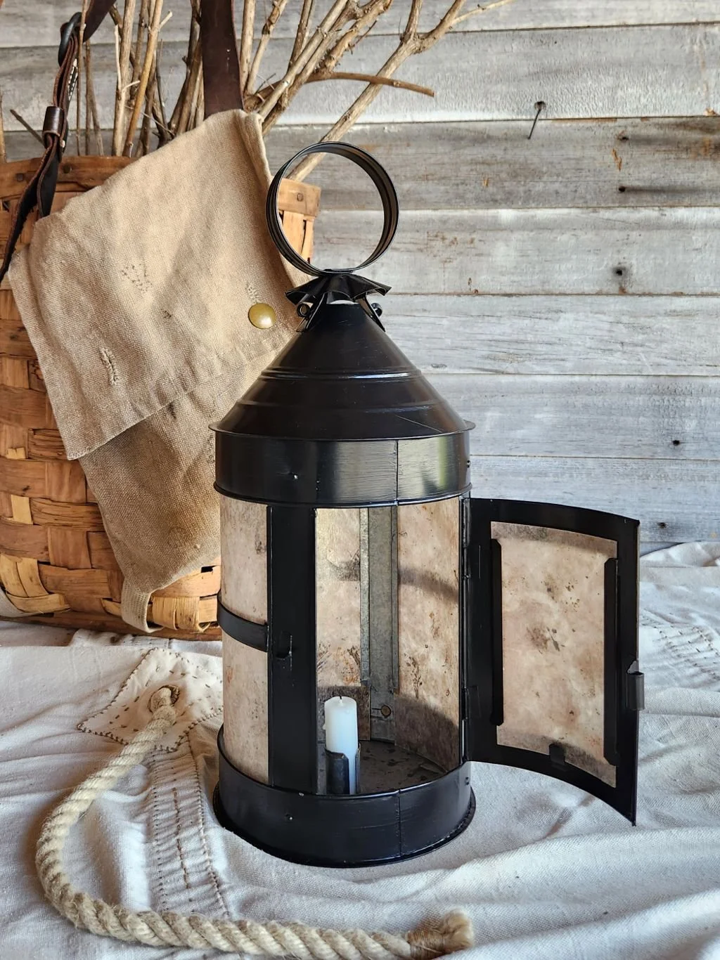Black Naval Lantern 42620-3.jpg