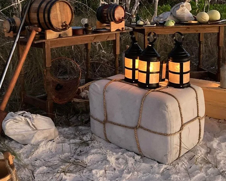 Naval Lanterns used by The Crew of The Scavenger.