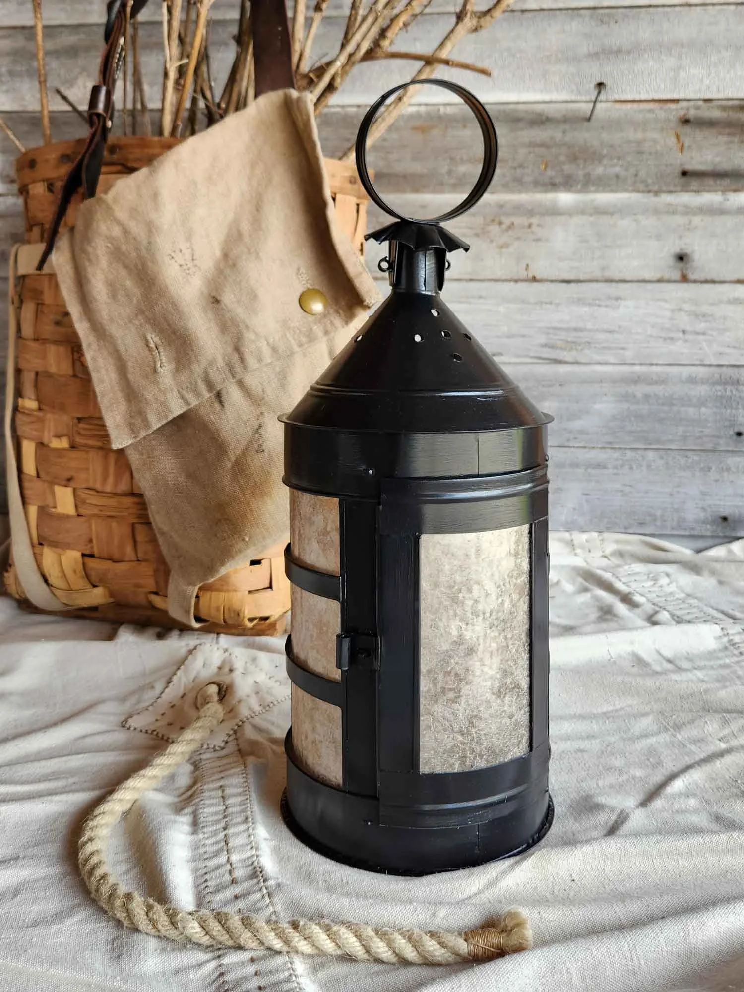 Brady's Round Ship Lantern - Black
