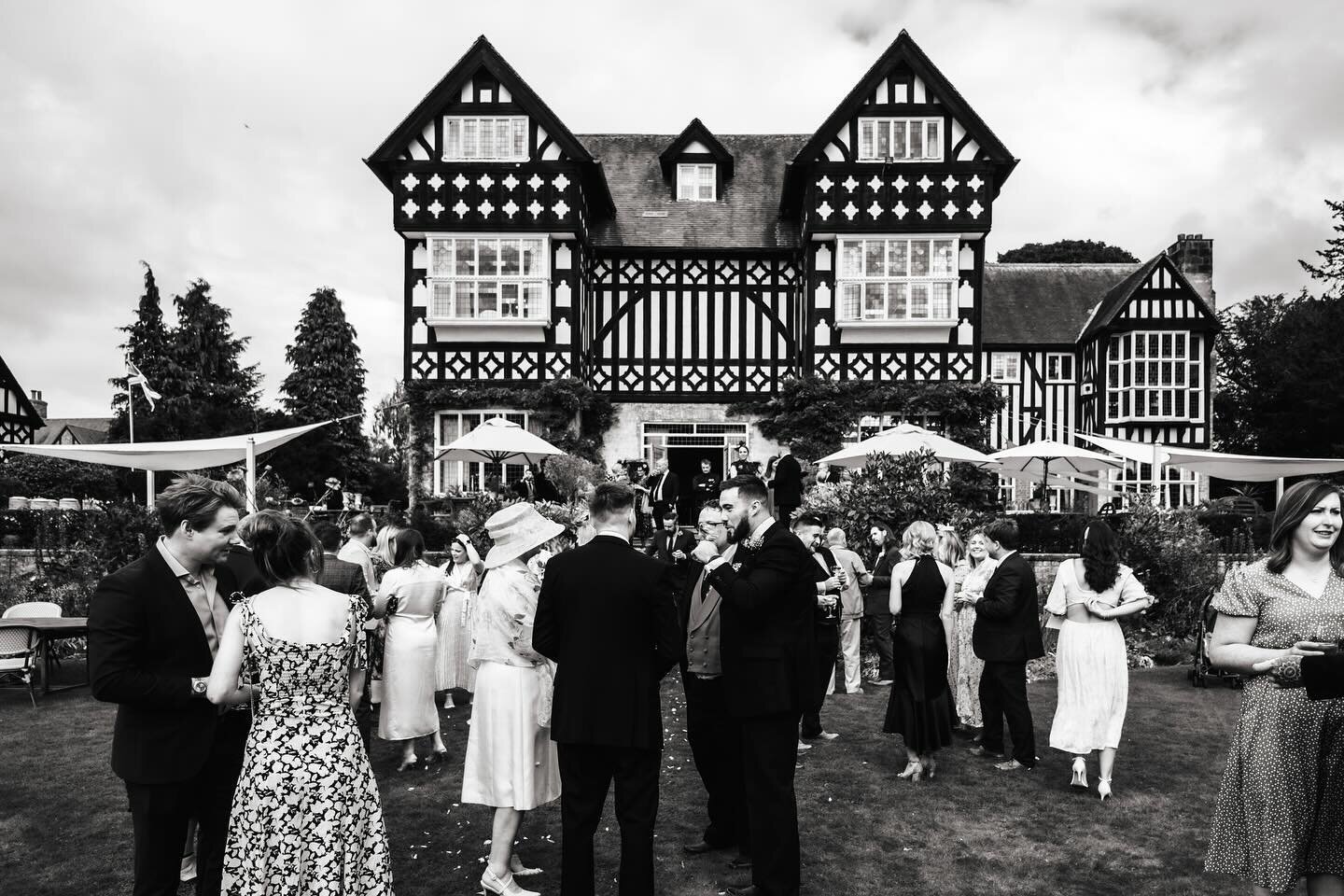 A wonderful wedding at @highfield_hotel
Part of the reception was held outside on Highfield&rsquo;s beautiful grounds. 
So looking forward to getting back here in April. 🤍

#yorkshireweddingphotographer #candidweddingphotographer #documentarywedding