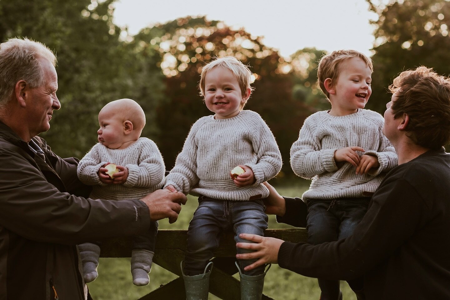 This wonderful Day-in-the-Life family photoshoot is now on my website. Click the link in my bio to see more.

And because so many lovely people entered my family photoshoot competition on Facebook, I am adding two more runner up prizes.

If you haven