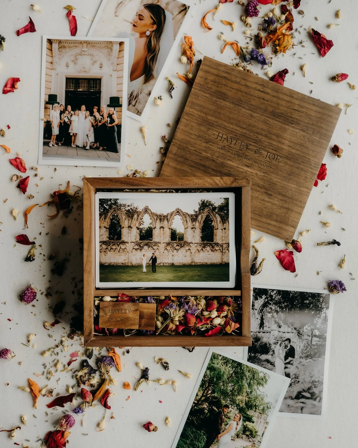 When it all comes together&hellip; ✨

One of my favourite parts of the wedding package journey is putting together these beautiful keepsakes. 

They are included in all of my packages so every one of my couples has a precious place to store their wed