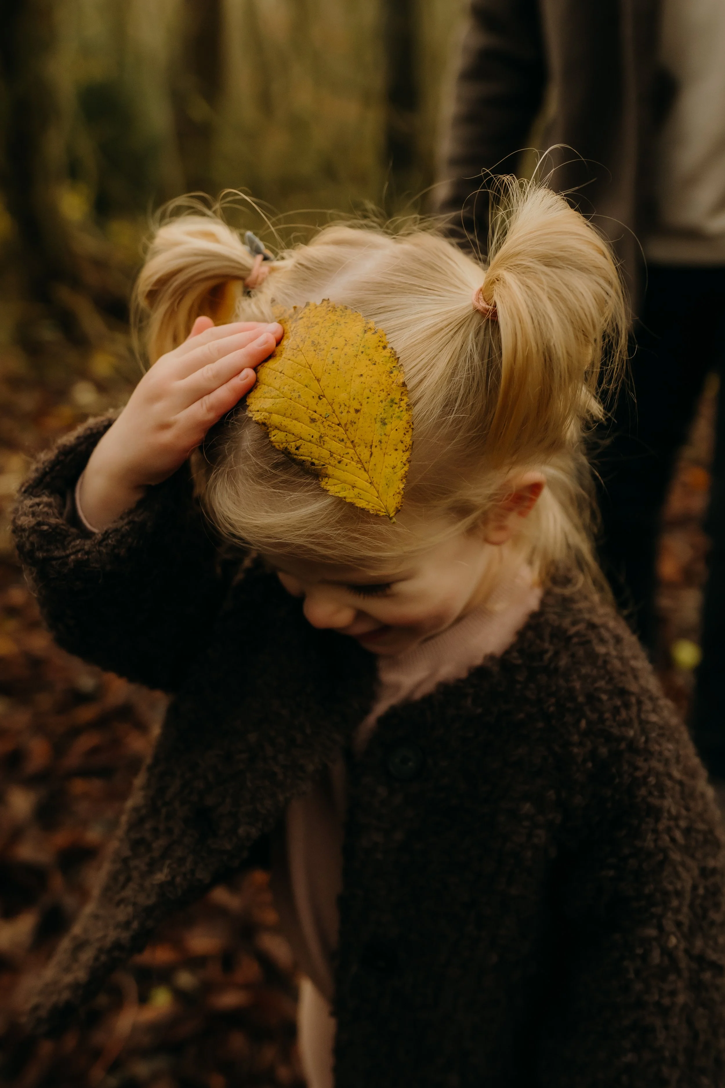 6-12-25-Maisie-Banks-Photography-Family-Photography-Autumn-Mini-Vicki-Puttick-23.jpg