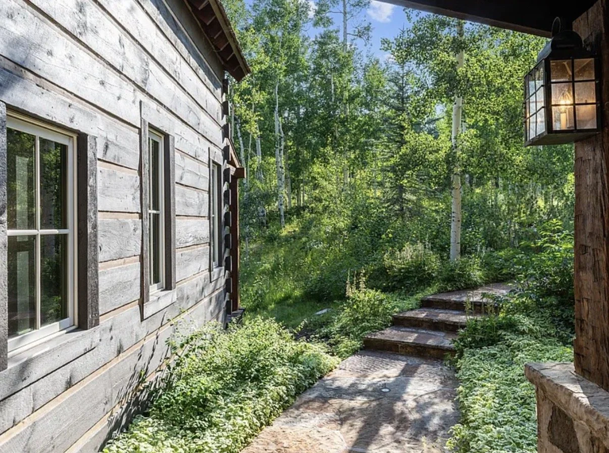 Walkway to Front Door