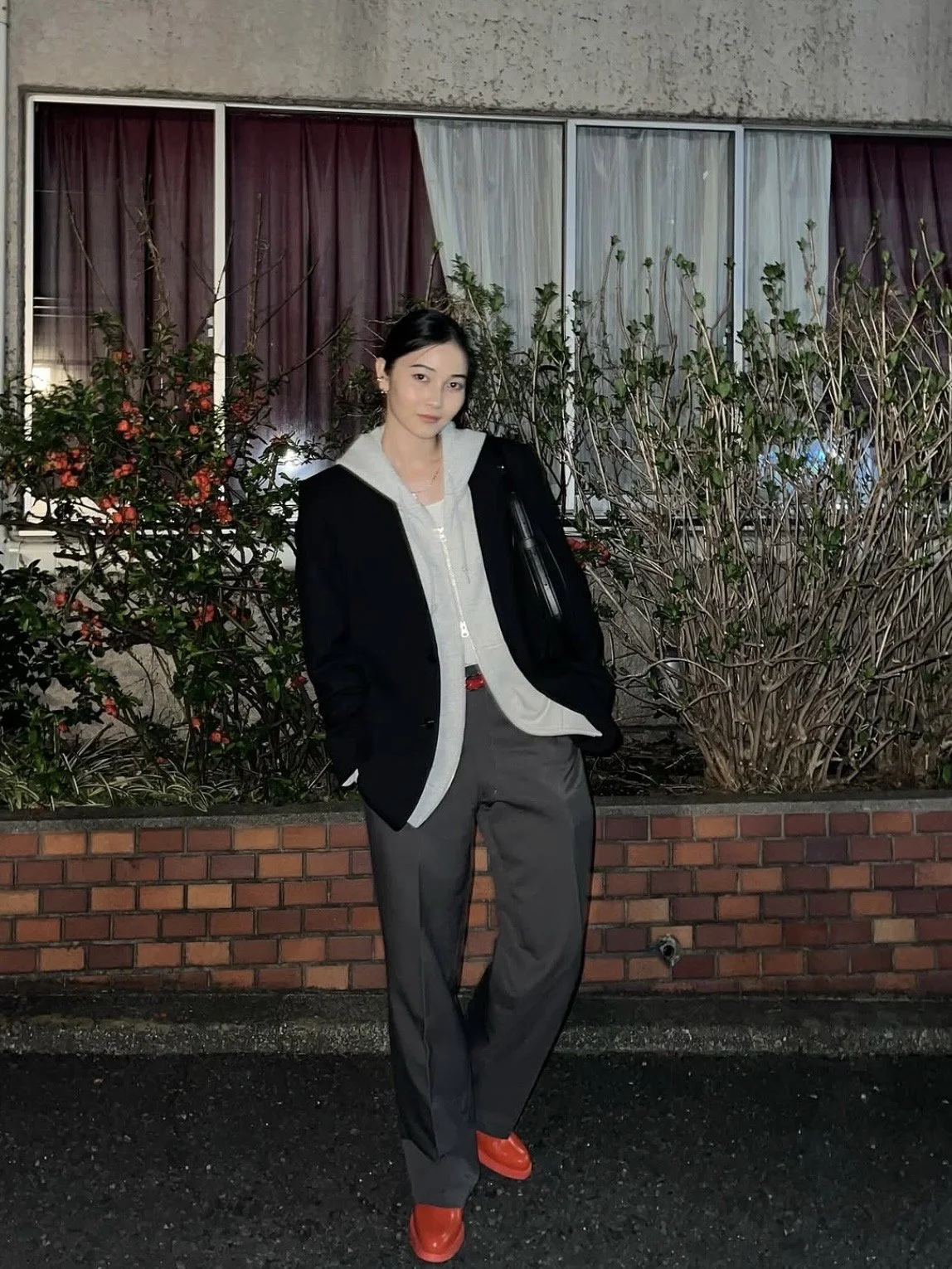 style me like one of your tokyo girls - essay on tokyo fashion sporty chic 2.jpg