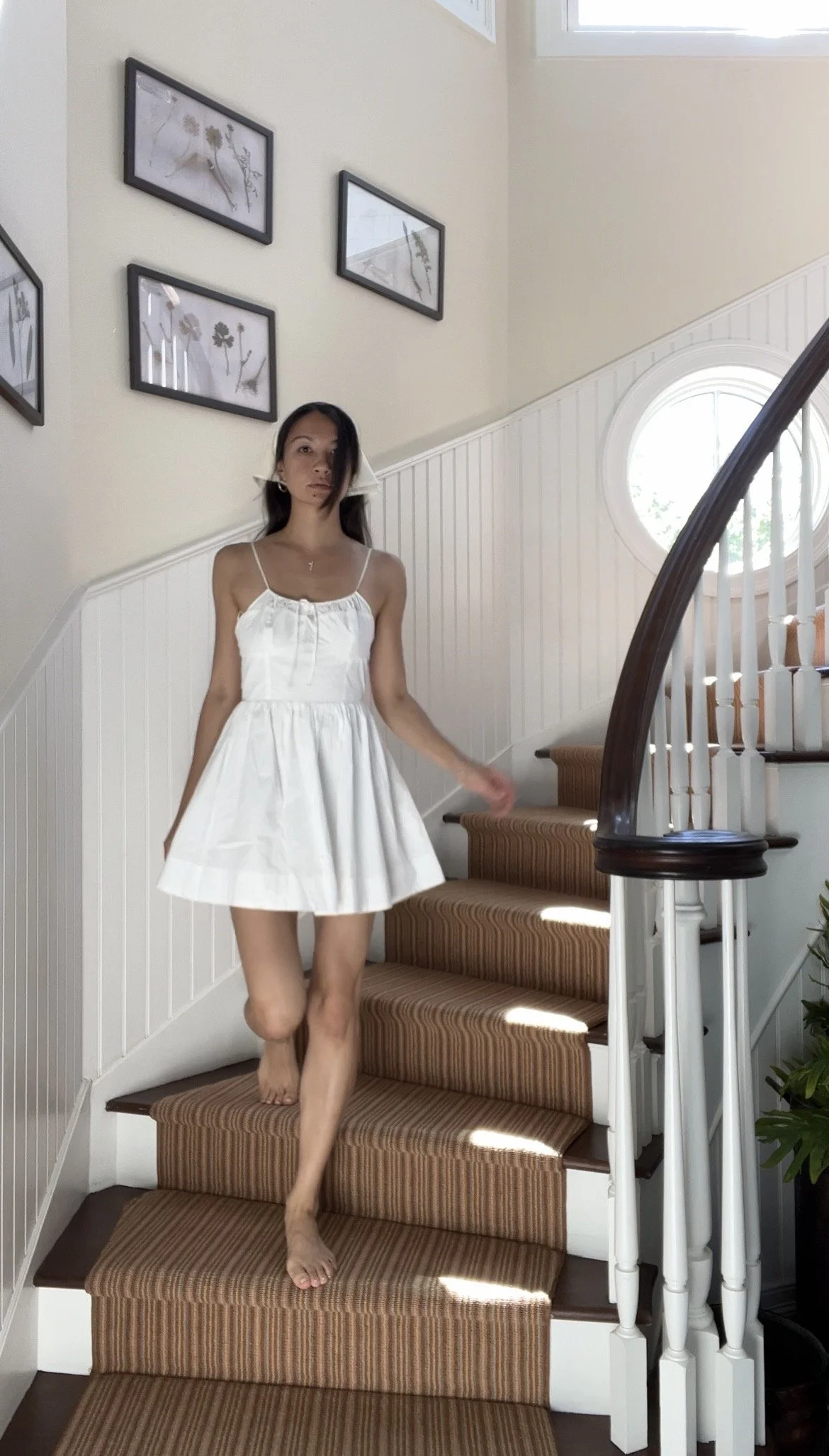 Hamptons packing list best white dress.jpg