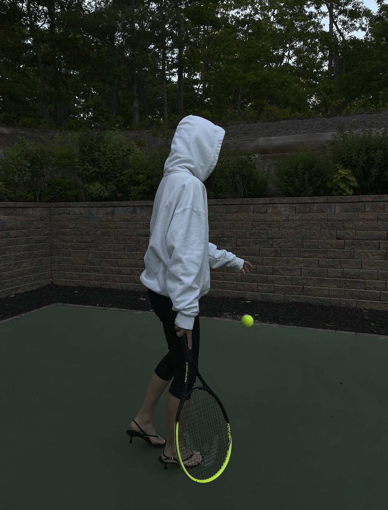 what to pack for the hamptons getaway.png