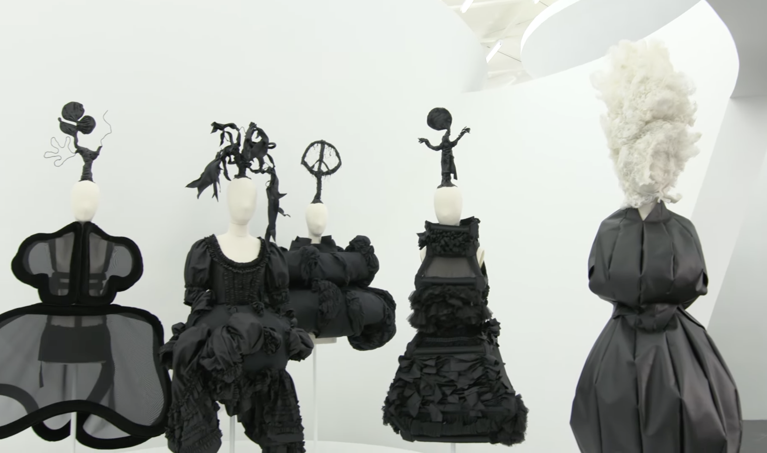 commes des garcons at met .png