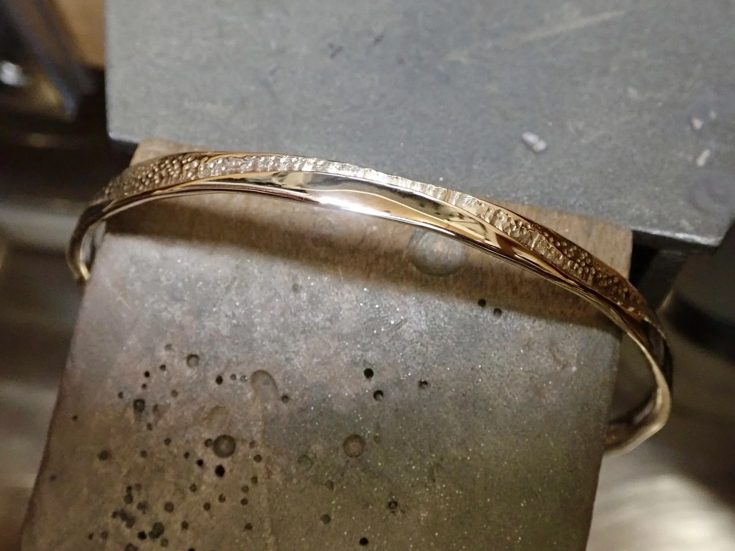 Organic Style Bangle (Engraved)