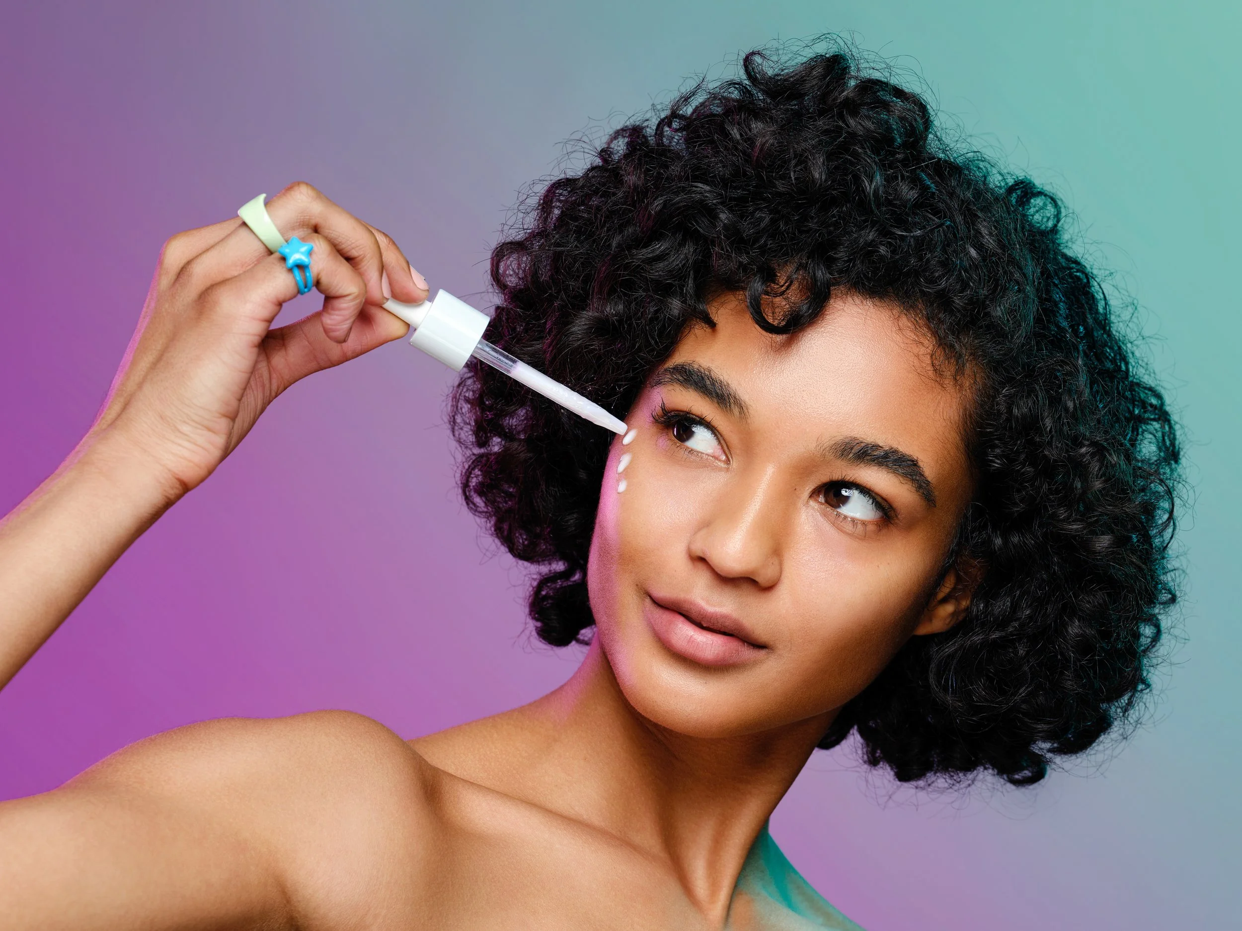 003_DetoxifyingSerum_Application_0071-2.jpg