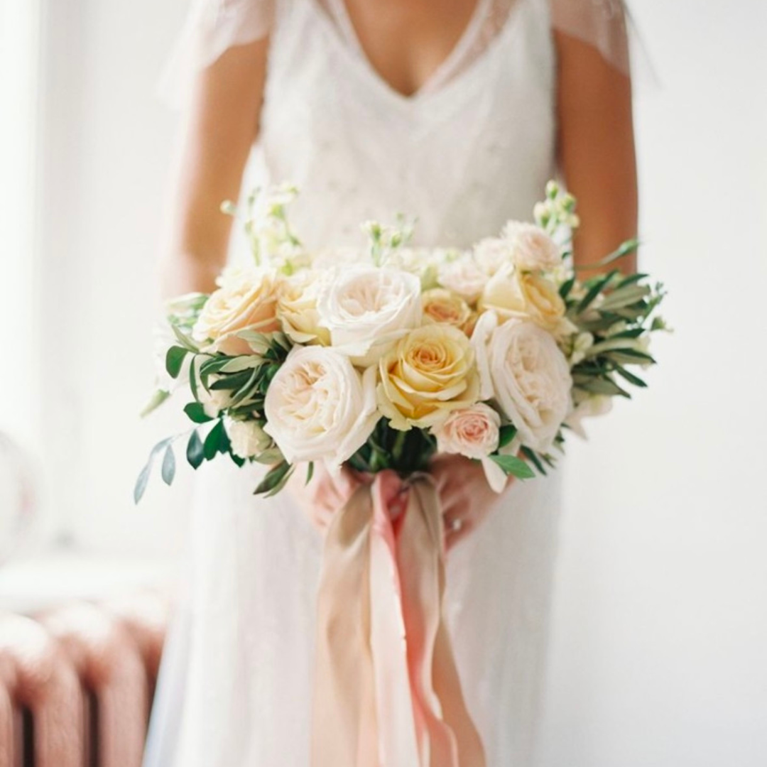 How to Choose Wedding Flowers That Press Beautifully