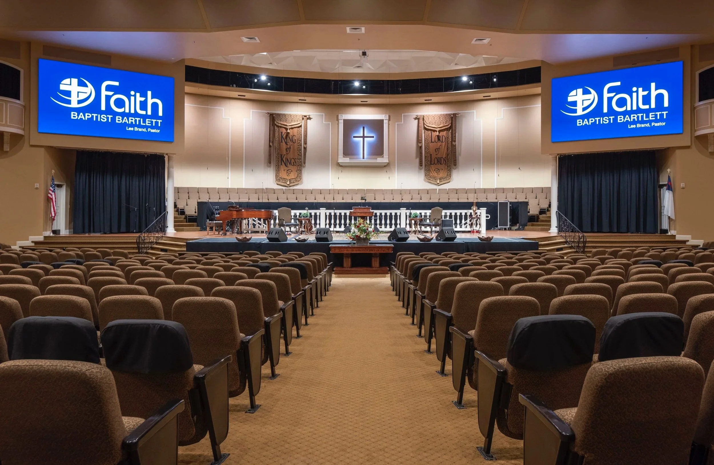 Faith Baptist Bartlett, two large, bright LED walls
