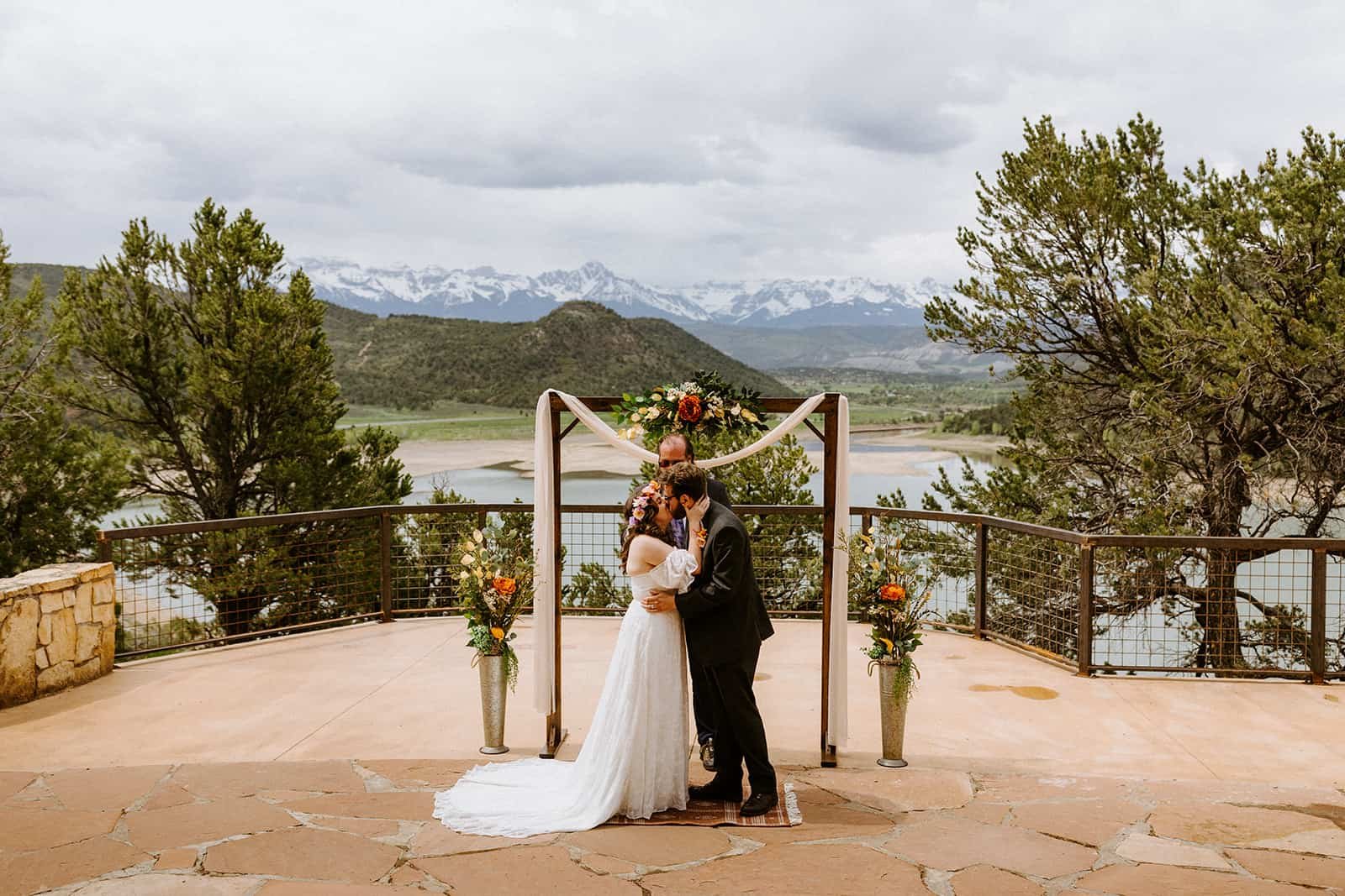 A couple has their first kiss at Ridgway State Park