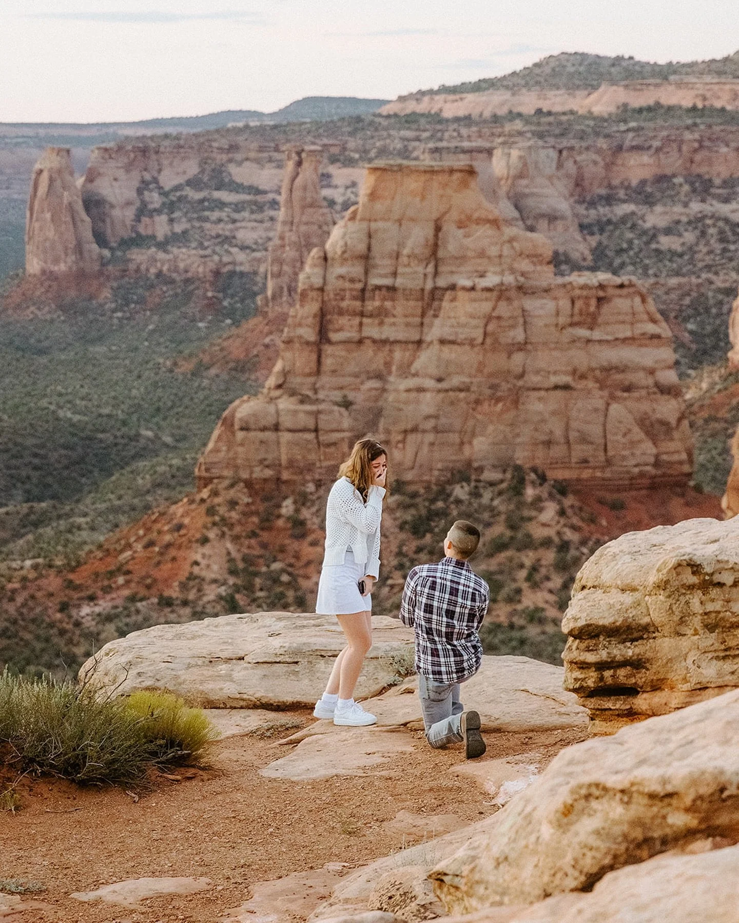 Ready to pop the question but not sure how to make it perfect? Don&rsquo;t worry&mdash;I&rsquo;ve got you covered! Here are a few tips to help you plan a proposal your partner will love! 💫✨

1. Make It Personal: Think about their favorite places, ho