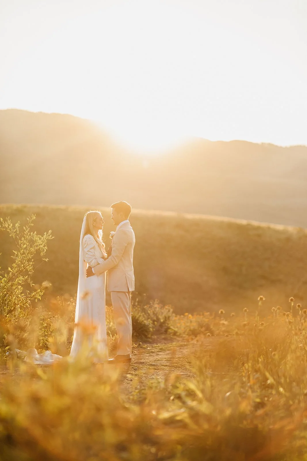 Intimate-Wedding-With-Family-In-Crested-Butte-00072.jpg