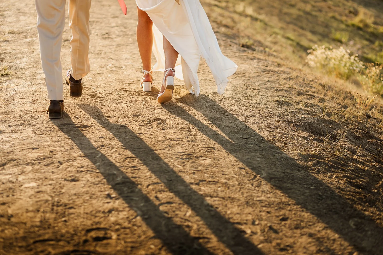 Intimate-Wedding-With-Family-In-Crested-Butte-00076.jpg