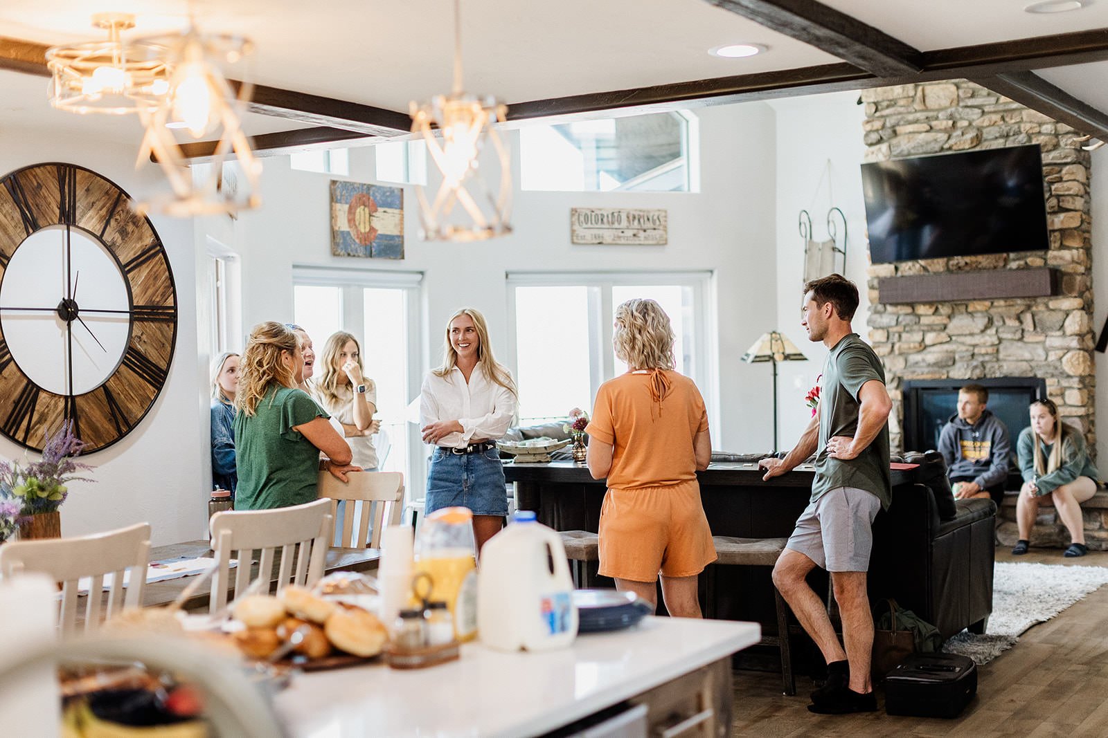Intimate-Wedding-With-Family-In-Crested-Butte-00108.jpg