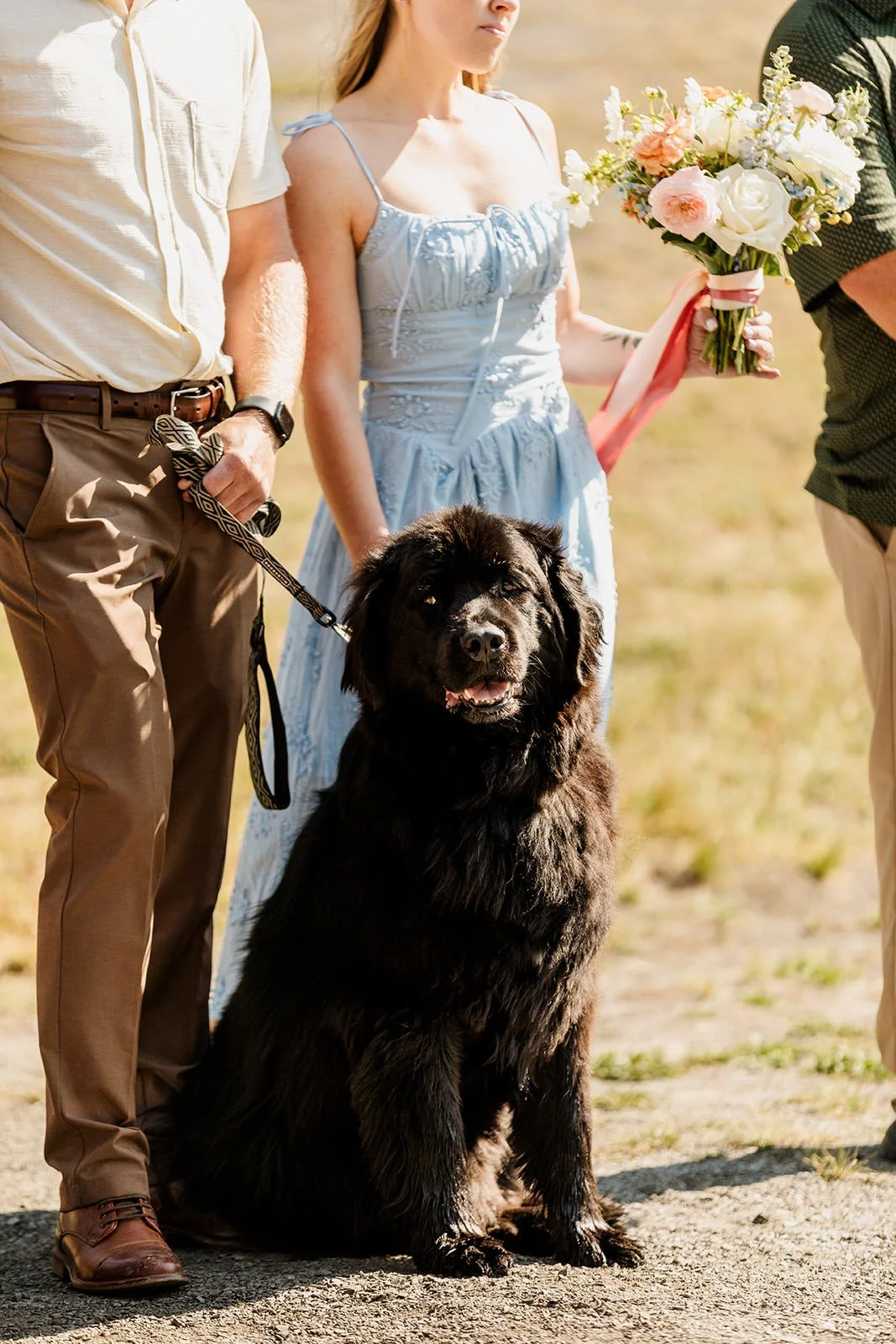 Intimate-Wedding-With-Family-In-Crested-Butte-00124.jpg