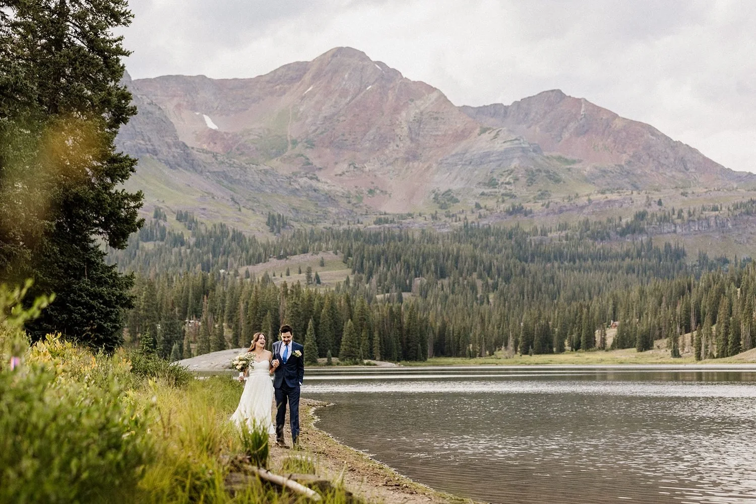 lake-irwin-elopement-crested-butte-25-lake-view-couple.jpg