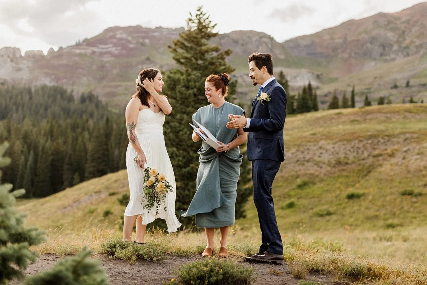 lake-irwin-elopement-crested-butte-40-ceremony-greeting.jpg