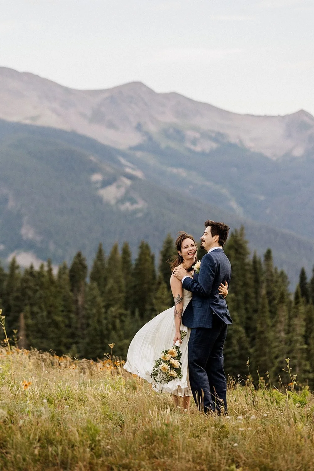 lake-irwin-elopement-crested-butte-80-hillside-embrace.jpg