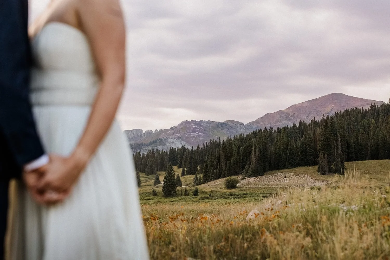 lake-irwin-elopement-crested-butte-95-quiet-embrace.jpg