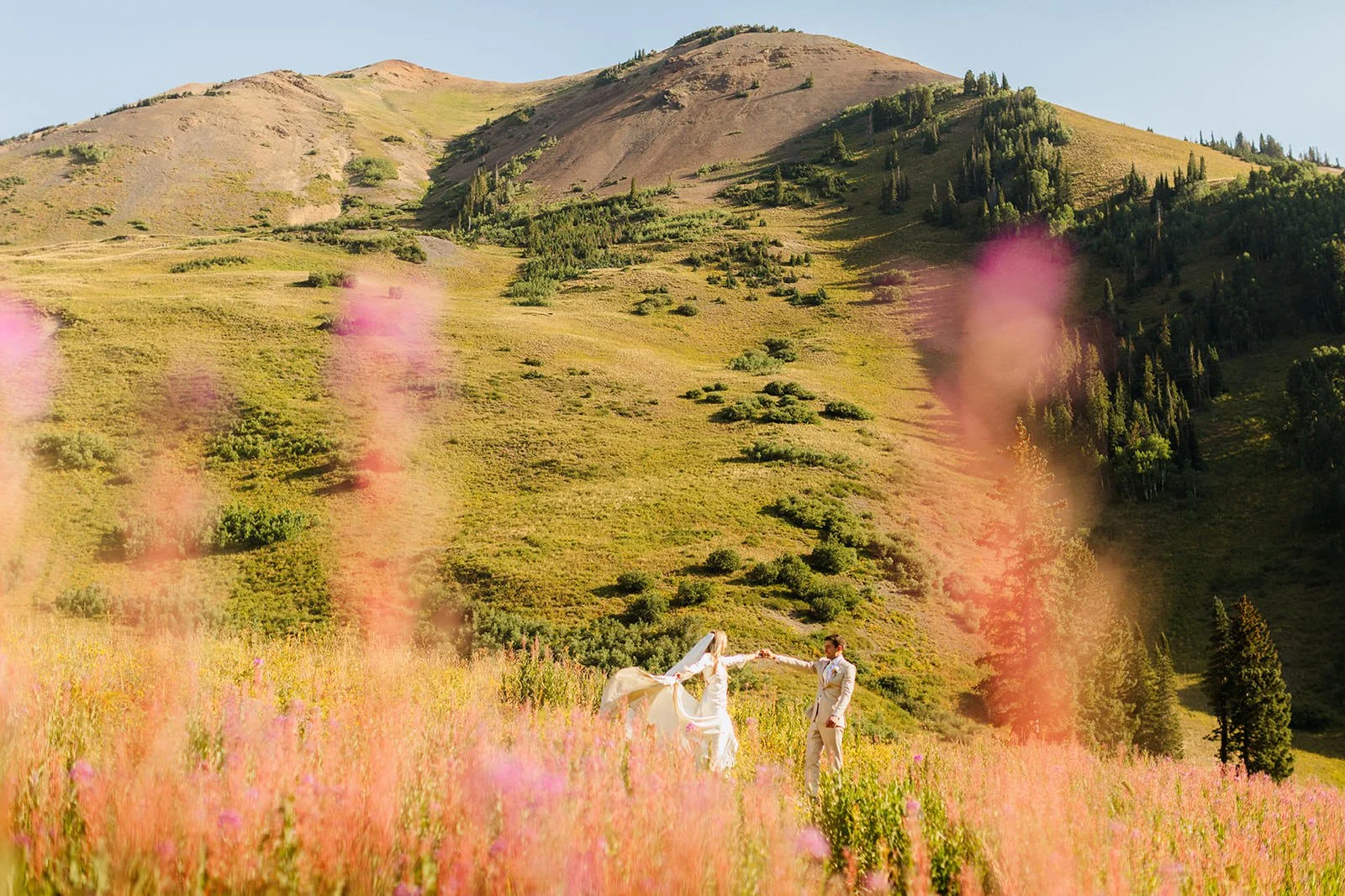 How to elope in Crested Butte with Family